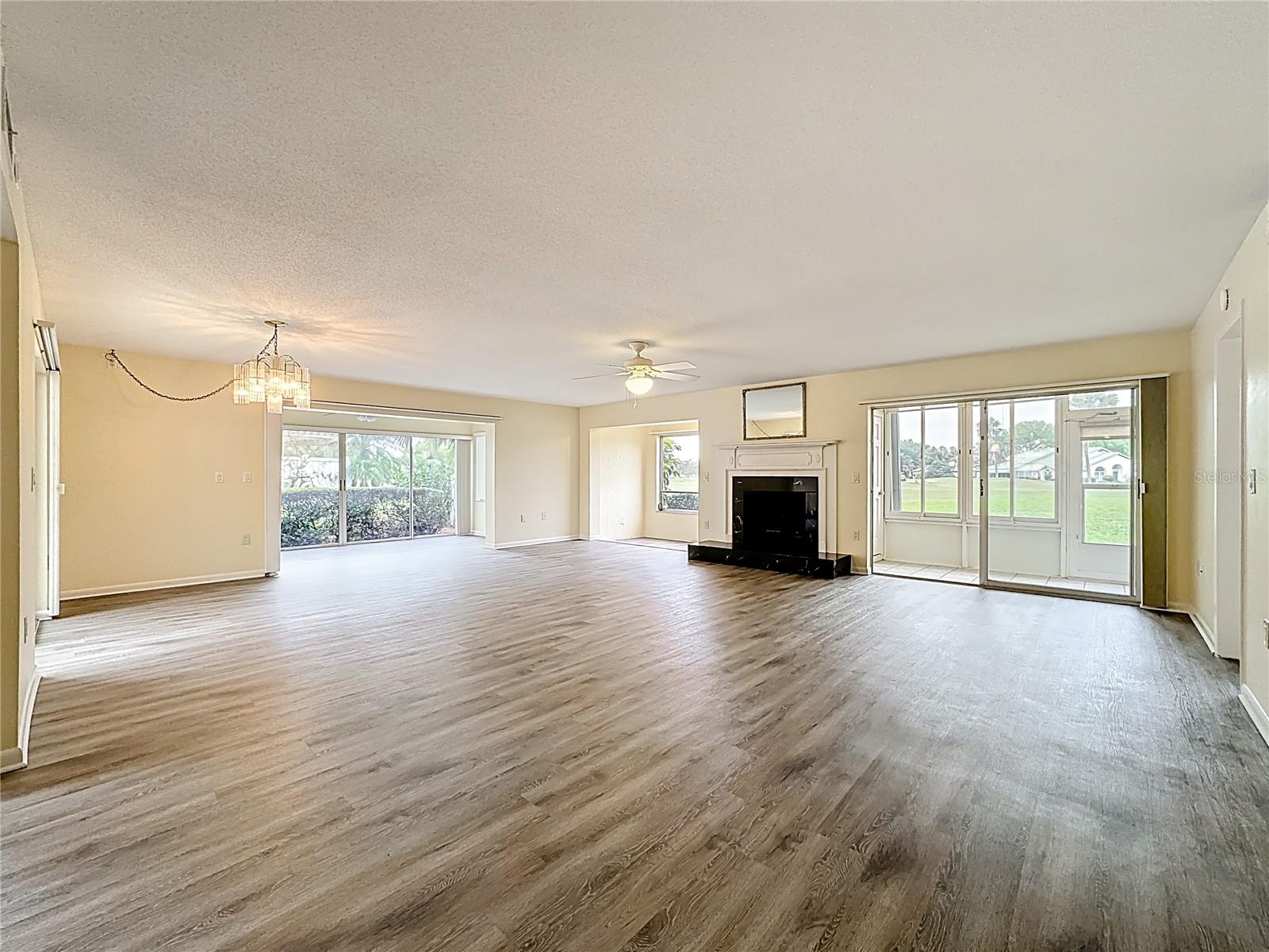 Image 9 of 50 For 760 Village Circle 109