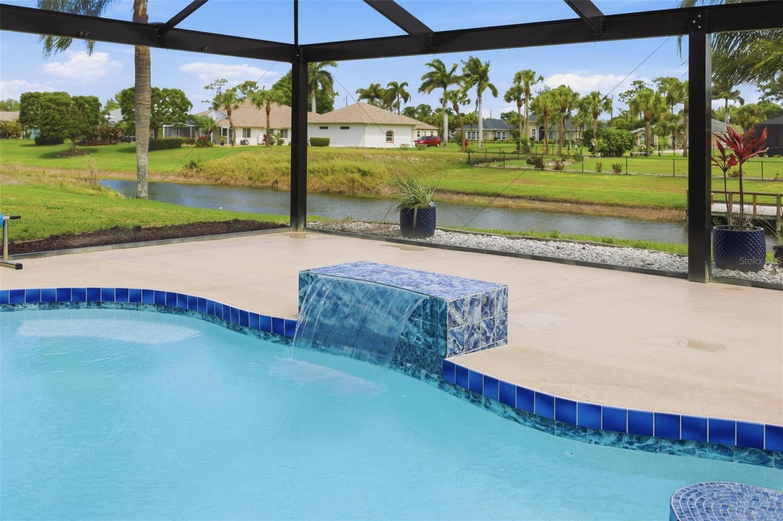 Image 3 of 56 For 605 Rotonda Cir