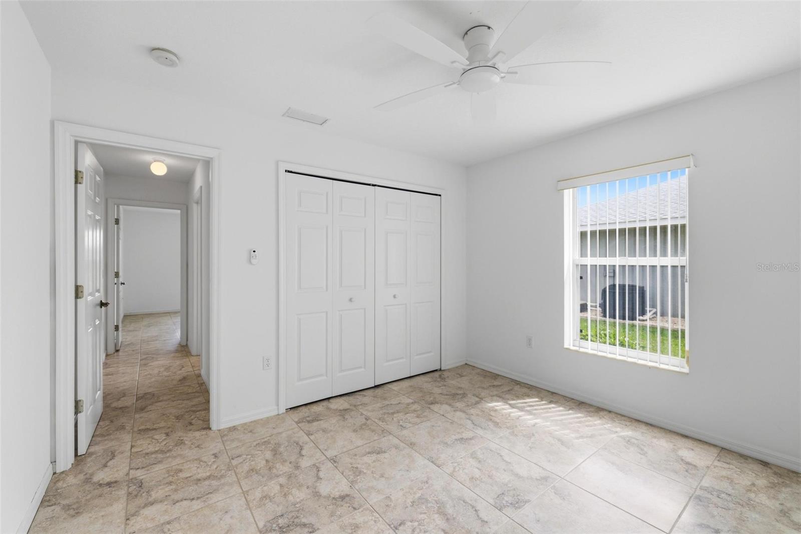 Image 34 of 56 For 605 Rotonda Cir