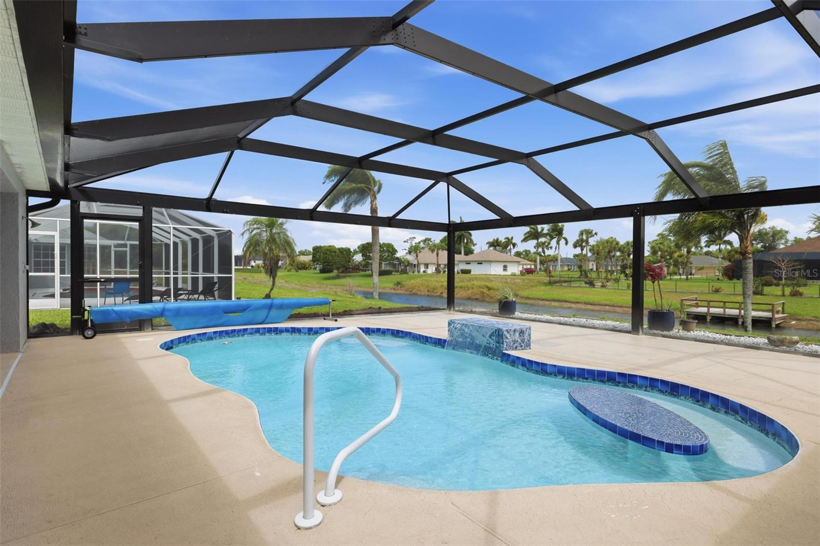 Image 8 of 56 For 605 Rotonda Cir