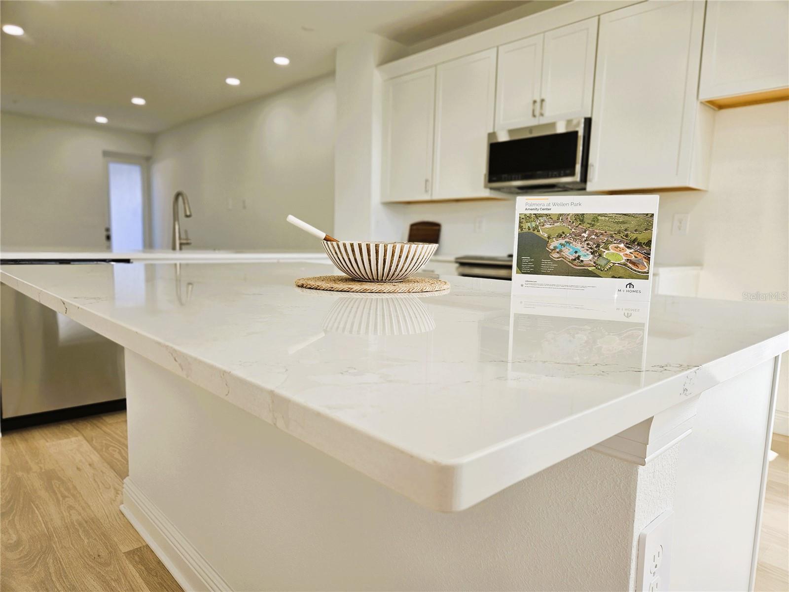 Image 8 of 40 For 17712 Broadleaf Loop