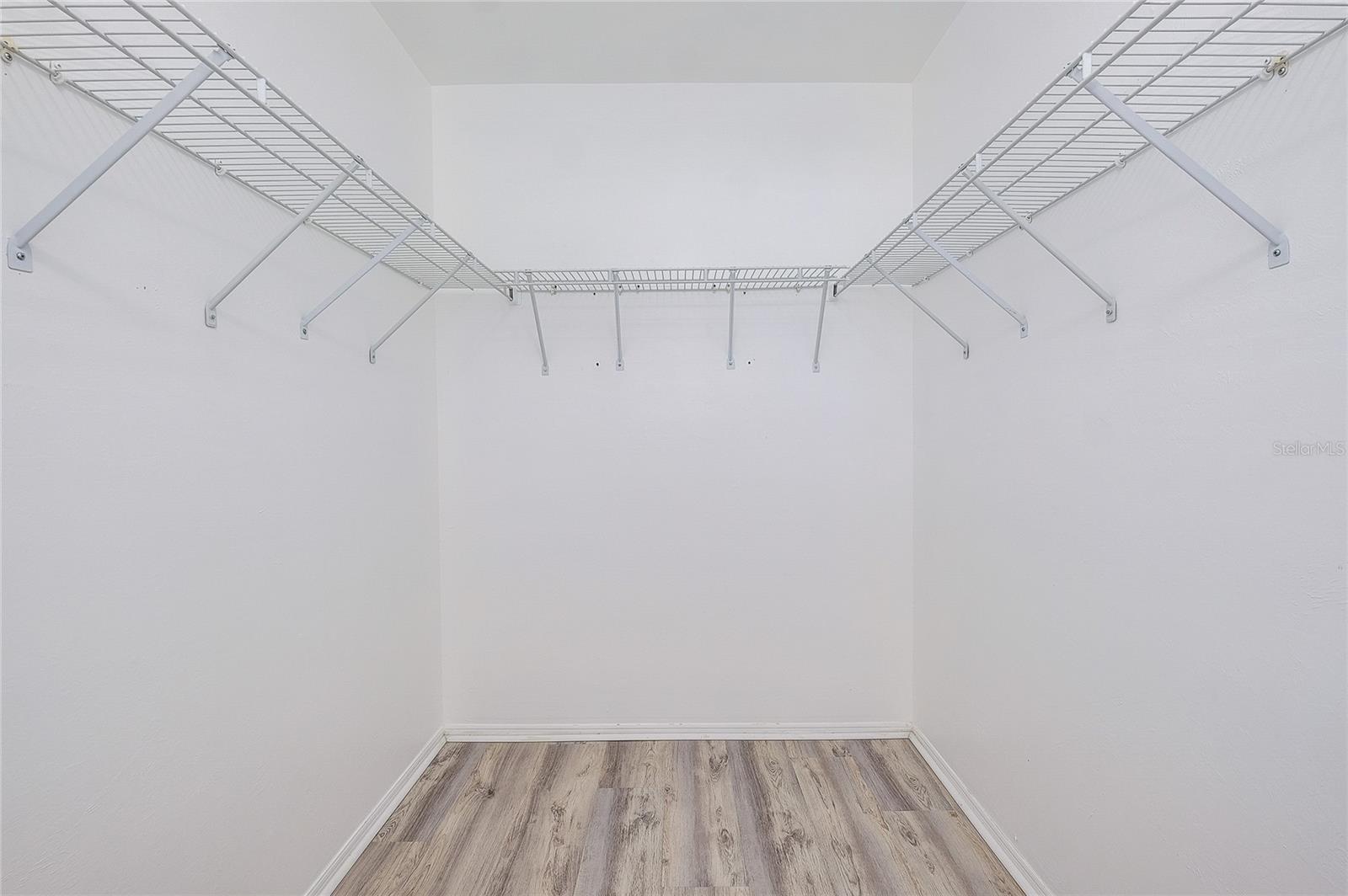 Image 24 of 45 For 3300 Loveland Boulevard 101