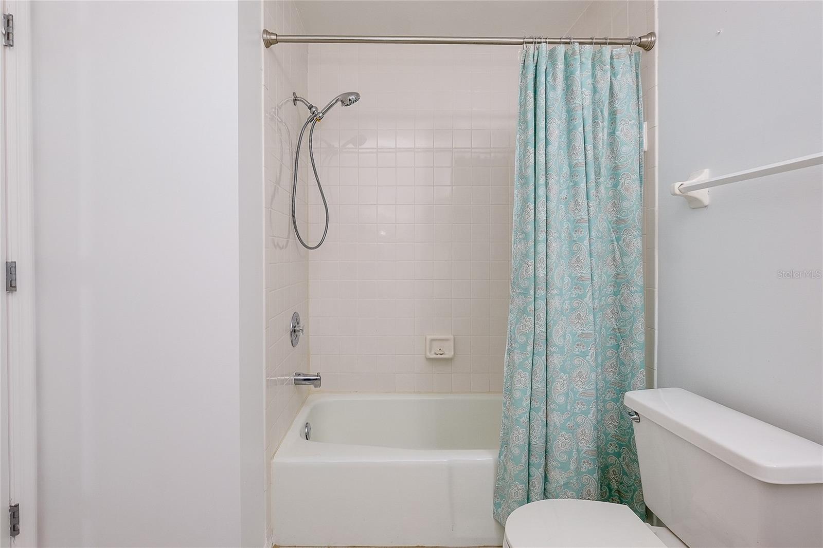 Image 25 of 45 For 3300 Loveland Boulevard 101