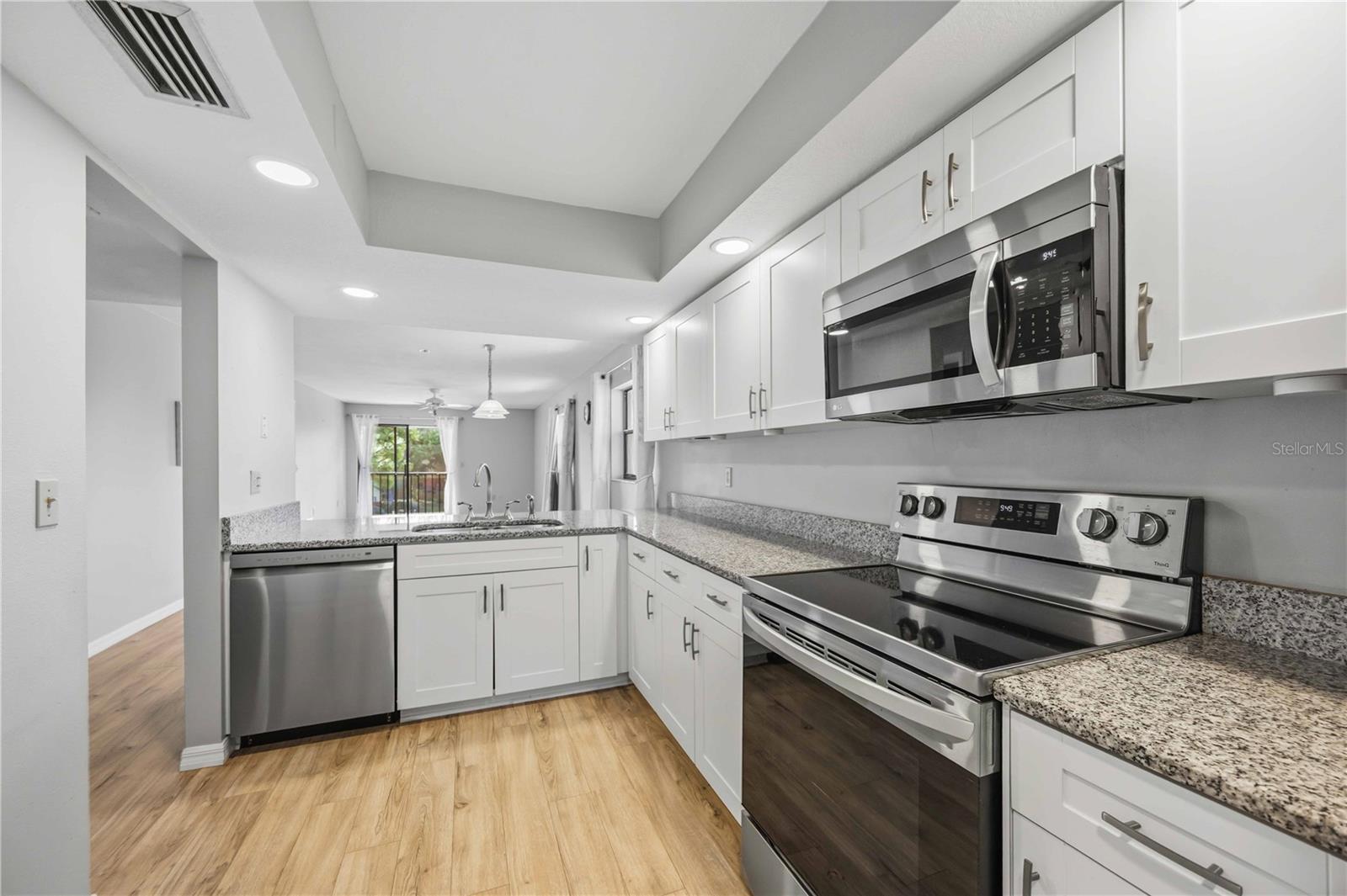 Image 10 of 36 For 104 Capri Isles Boulevard 301