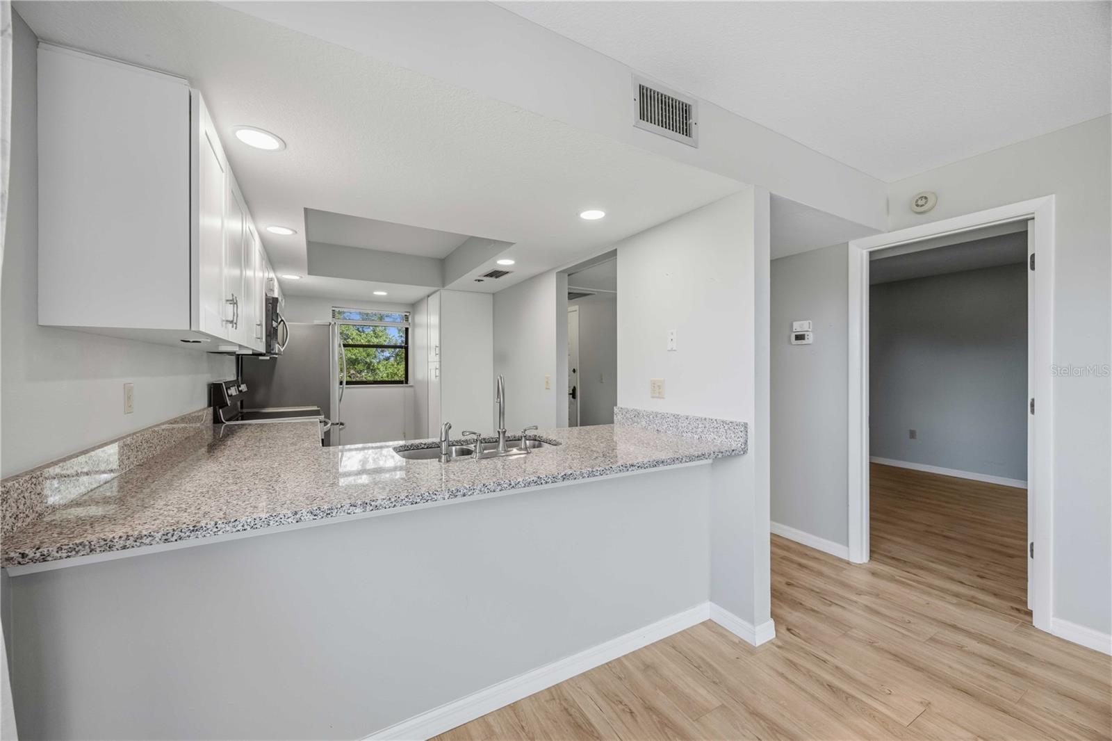 Image 11 of 36 For 104 Capri Isles Boulevard 301