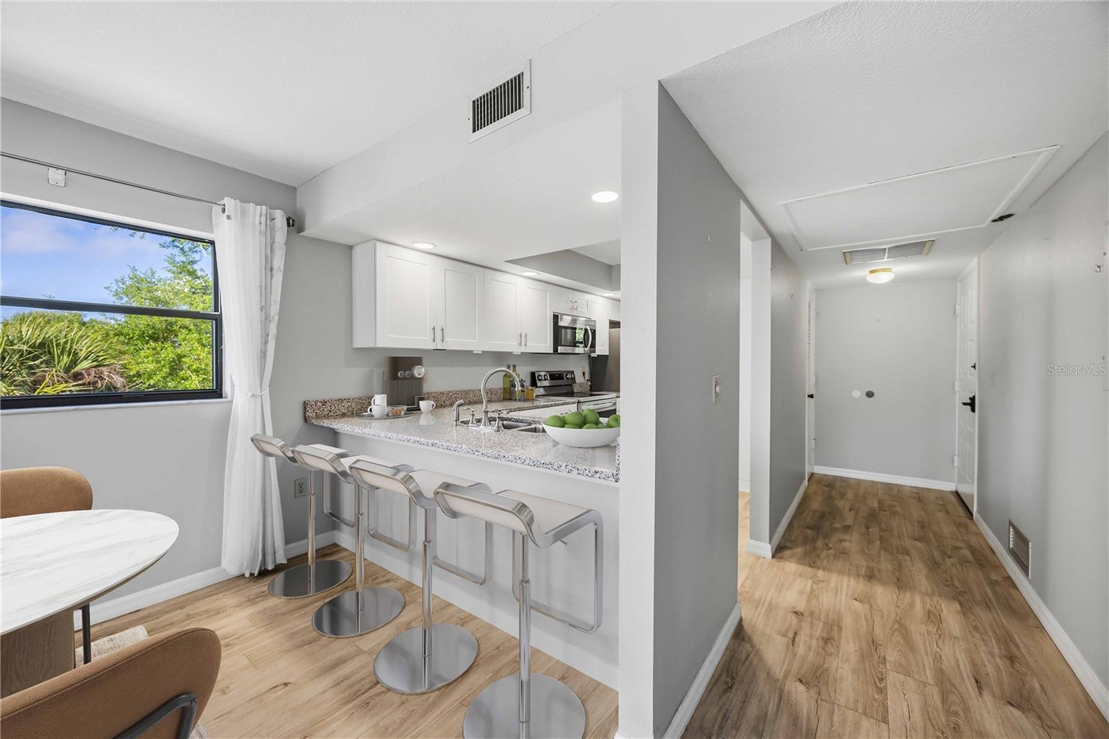 Image 6 of 36 For 104 Capri Isles Boulevard 301