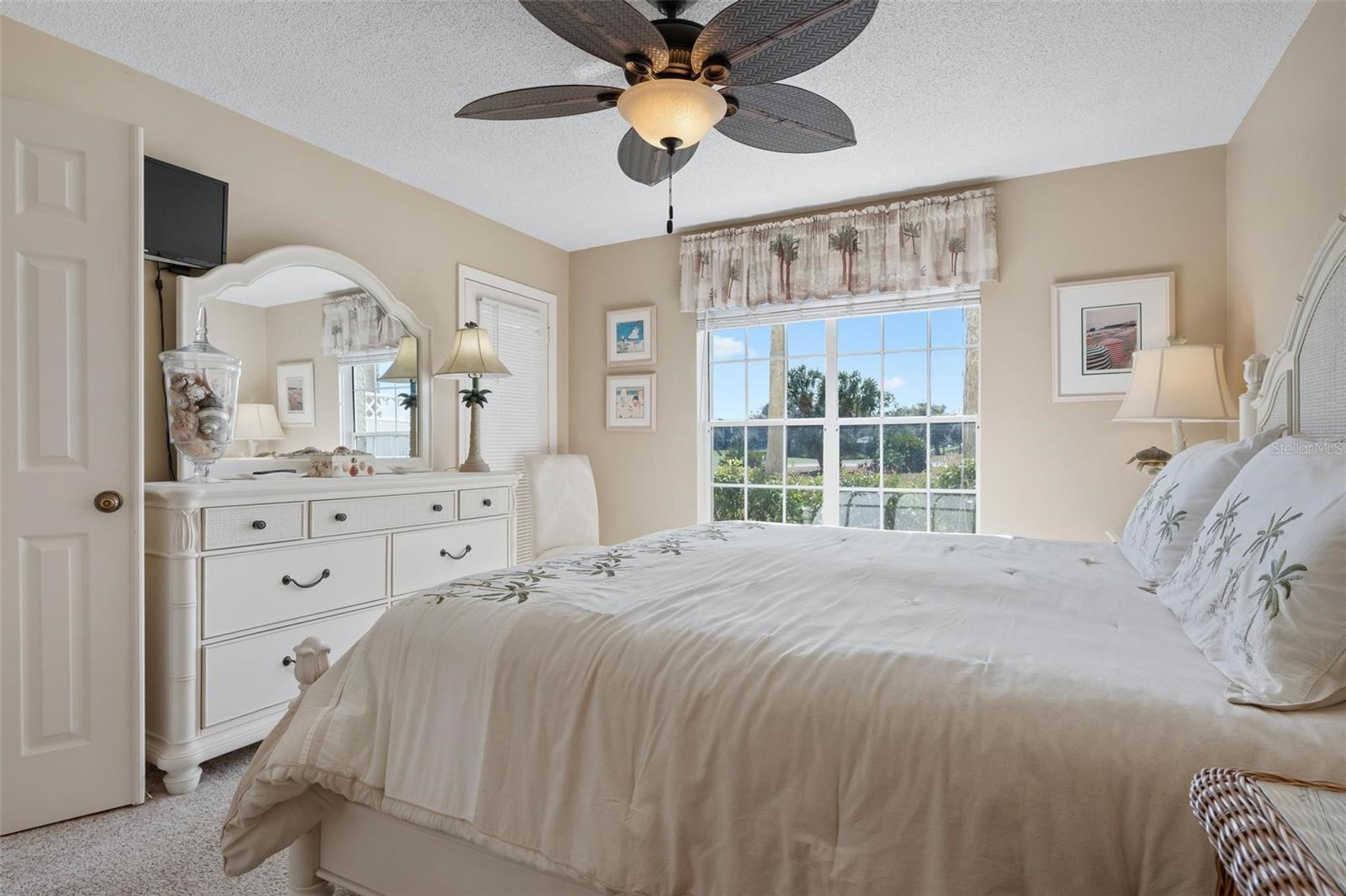 Image 17 of 54 For 918 Wexford Boulevard 918