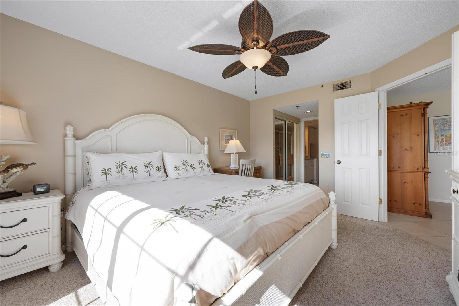 Image 18 of 54 For 918 Wexford Boulevard 918