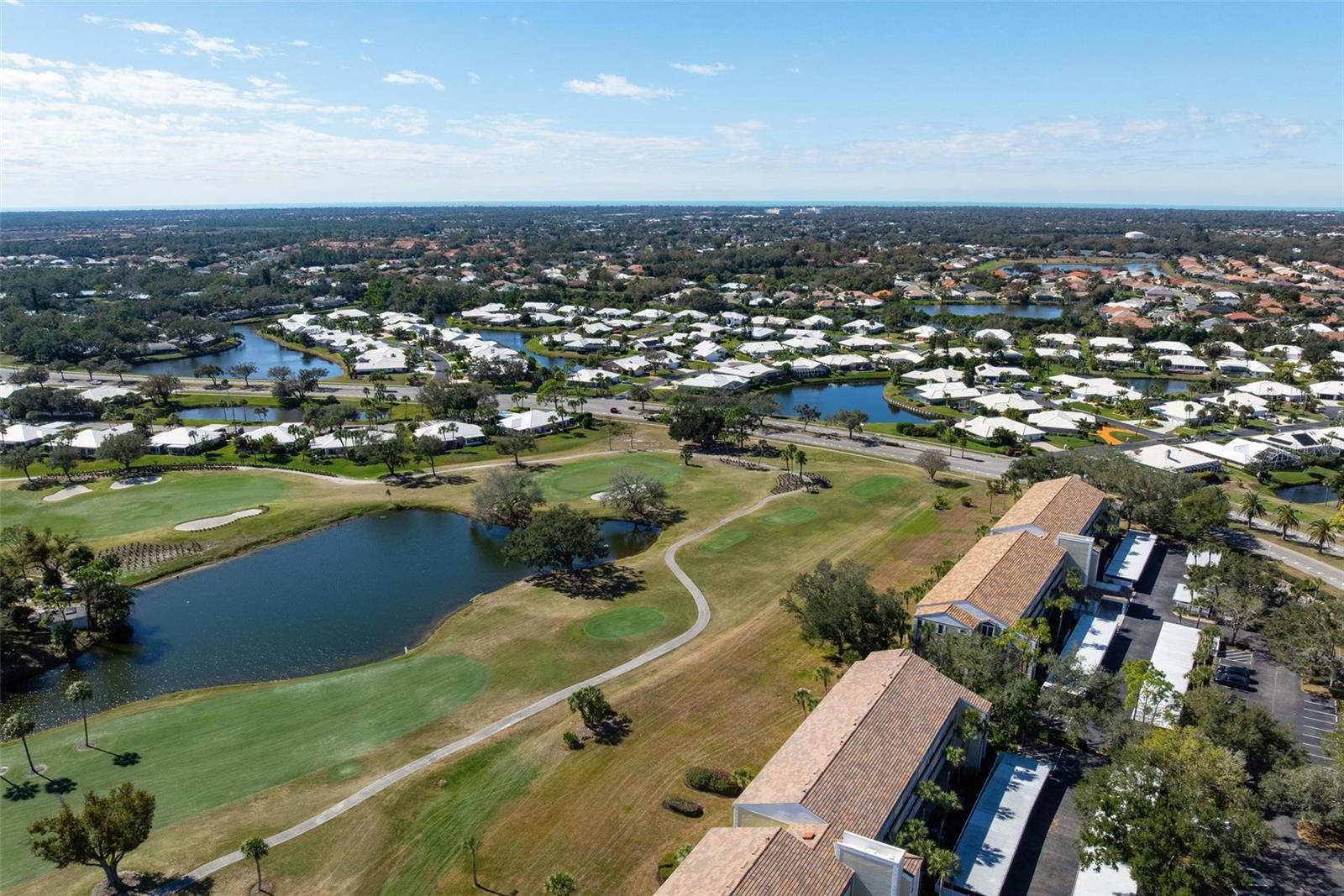 Image 2 of 54 For 918 Wexford Boulevard 918