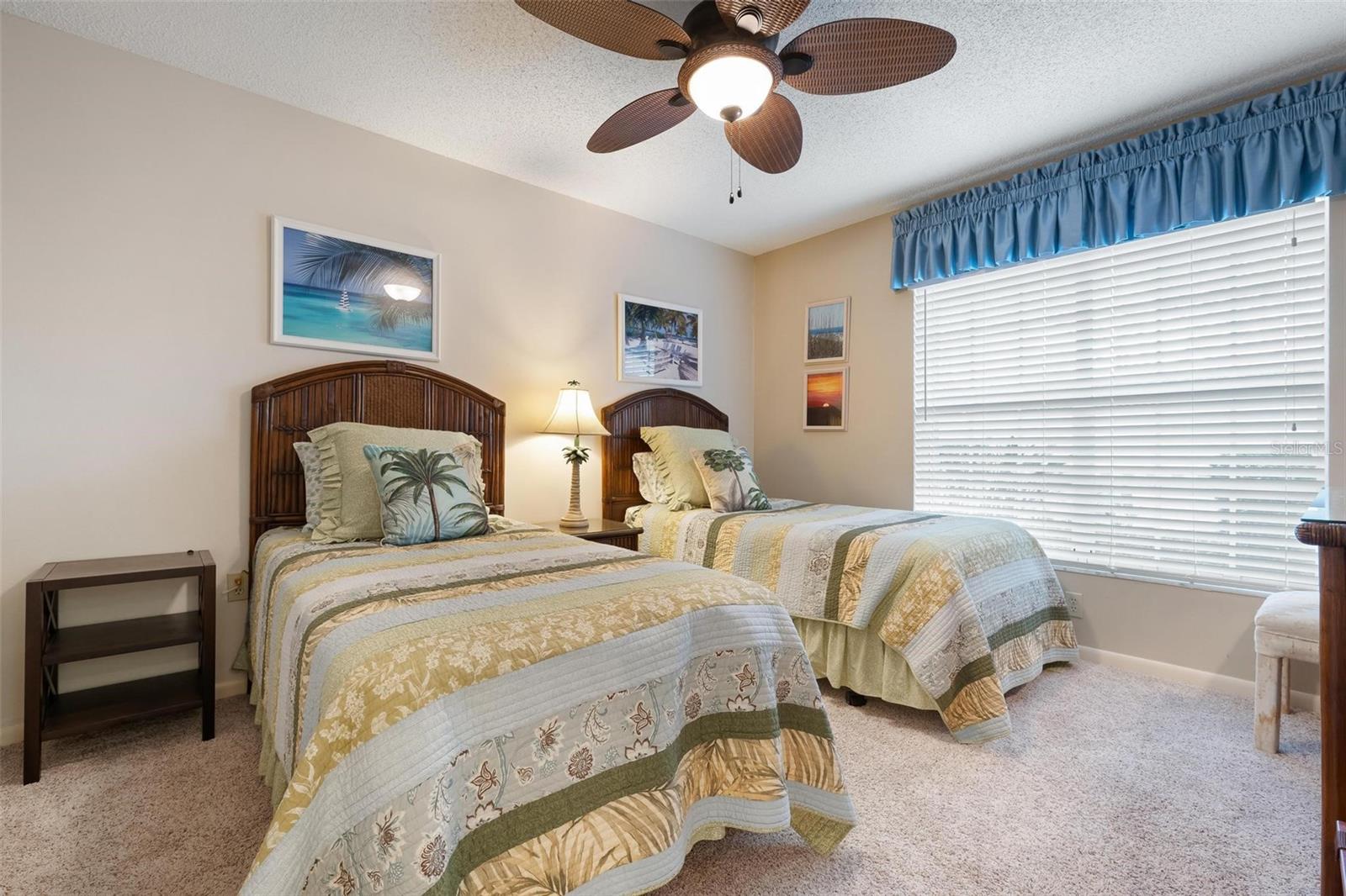 Image 20 of 54 For 918 Wexford Boulevard 918