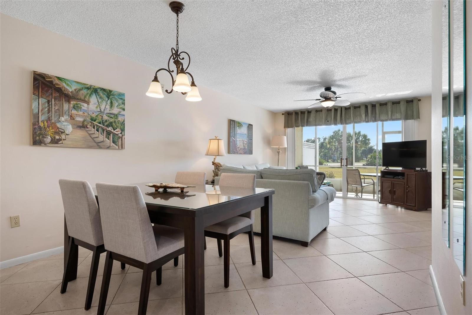 Image 4 of 54 For 918 Wexford Boulevard 918