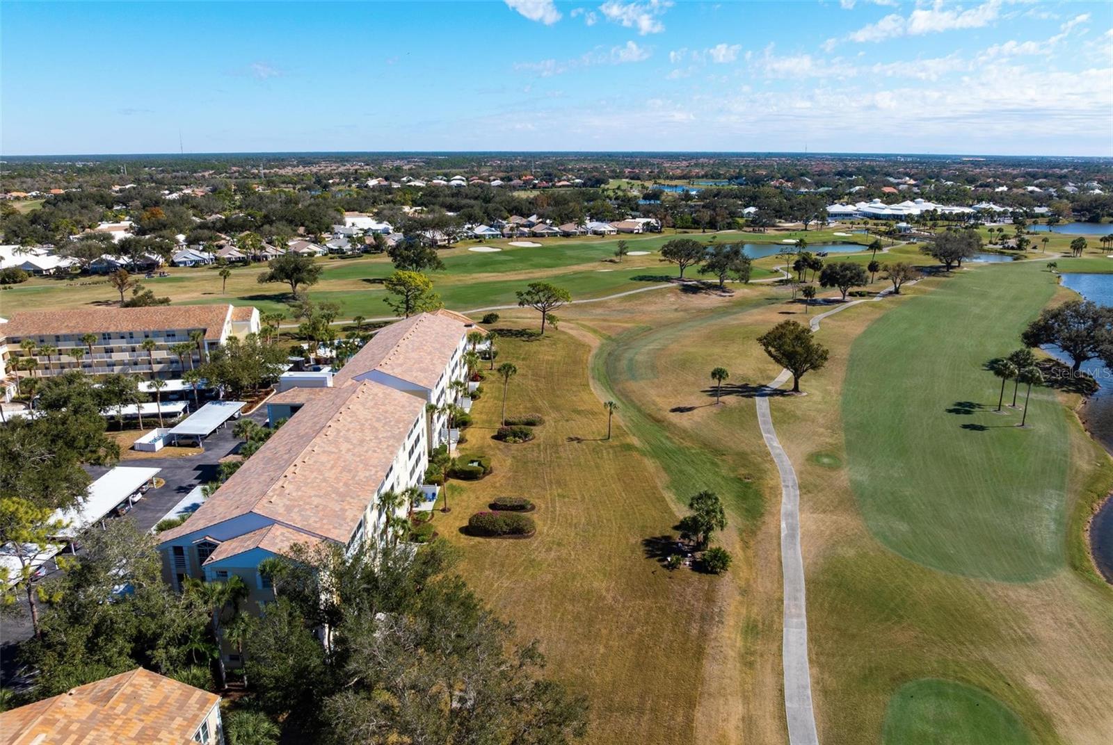 Image 51 of 54 For 918 Wexford Boulevard 918