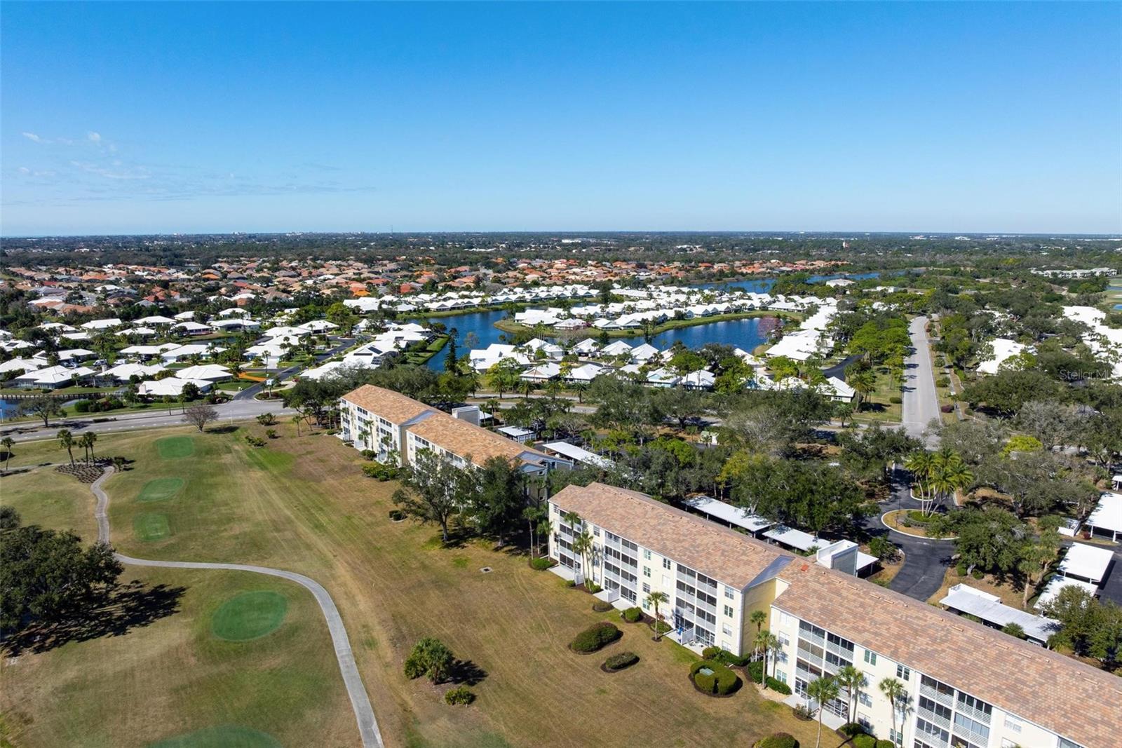 Image 52 of 54 For 918 Wexford Boulevard 918