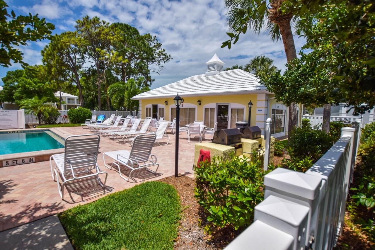 Image 29 of 37 For 408 Cerromar Circle S 236