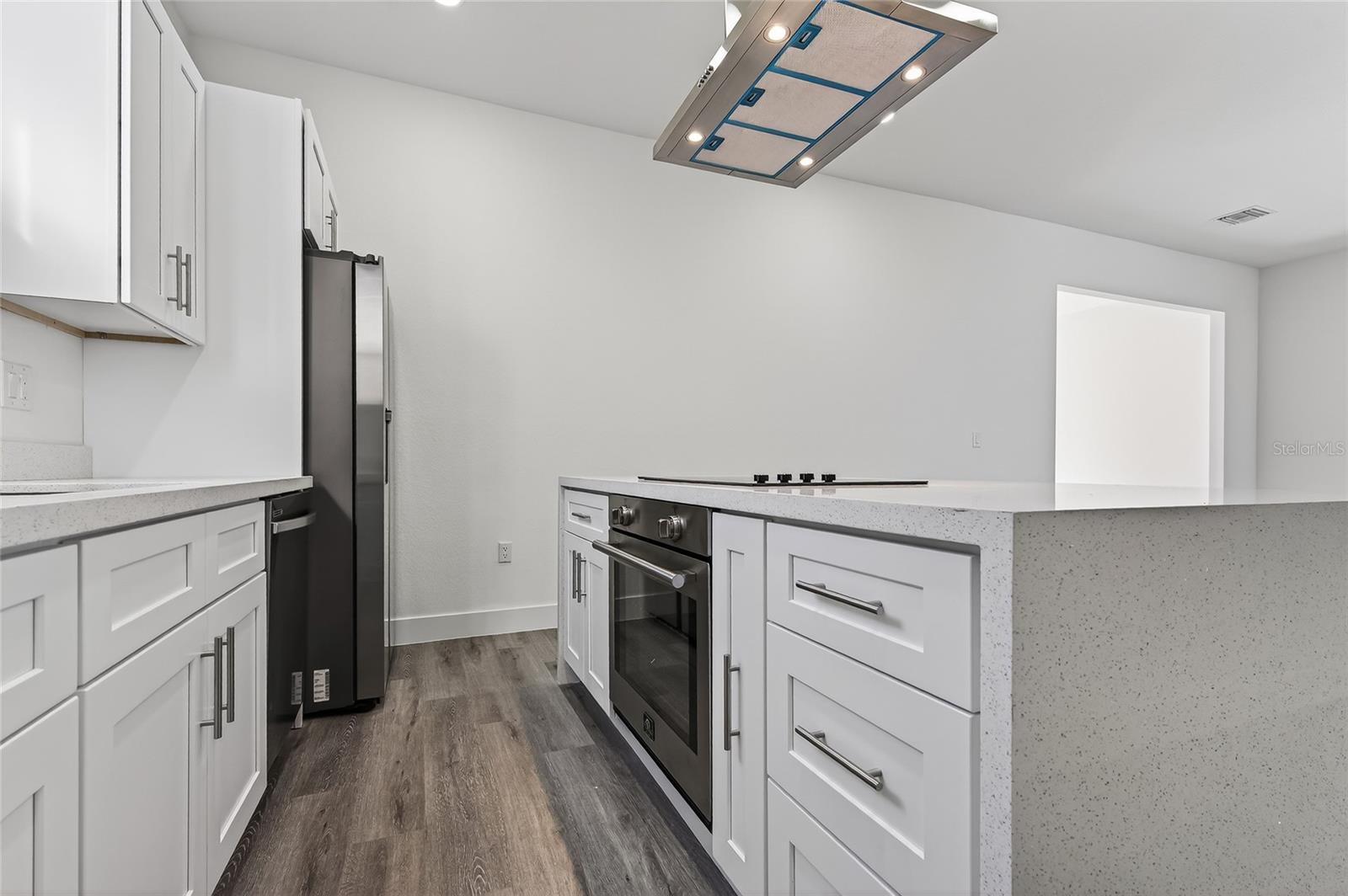 Image 16 of 55 For 511 Sweetwater Drive