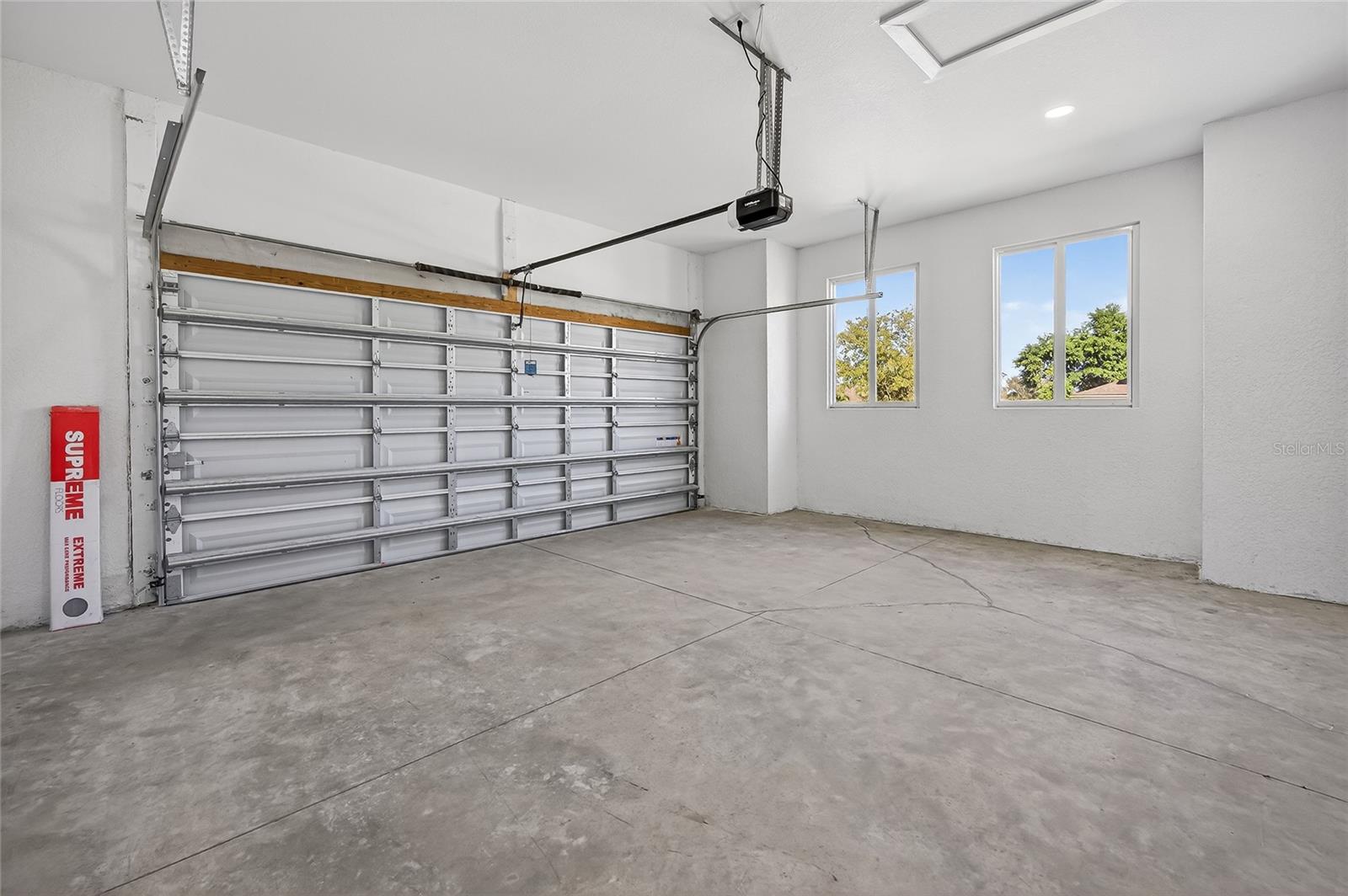 Image 19 of 55 For 511 Sweetwater Drive