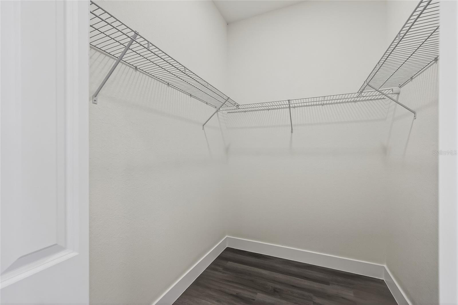 Image 33 of 55 For 511 Sweetwater Drive