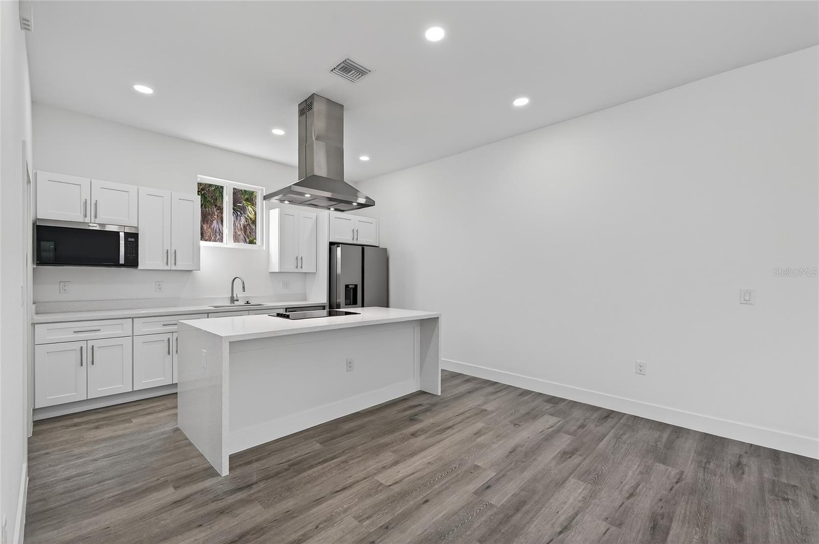 Image 9 of 55 For 511 Sweetwater Drive