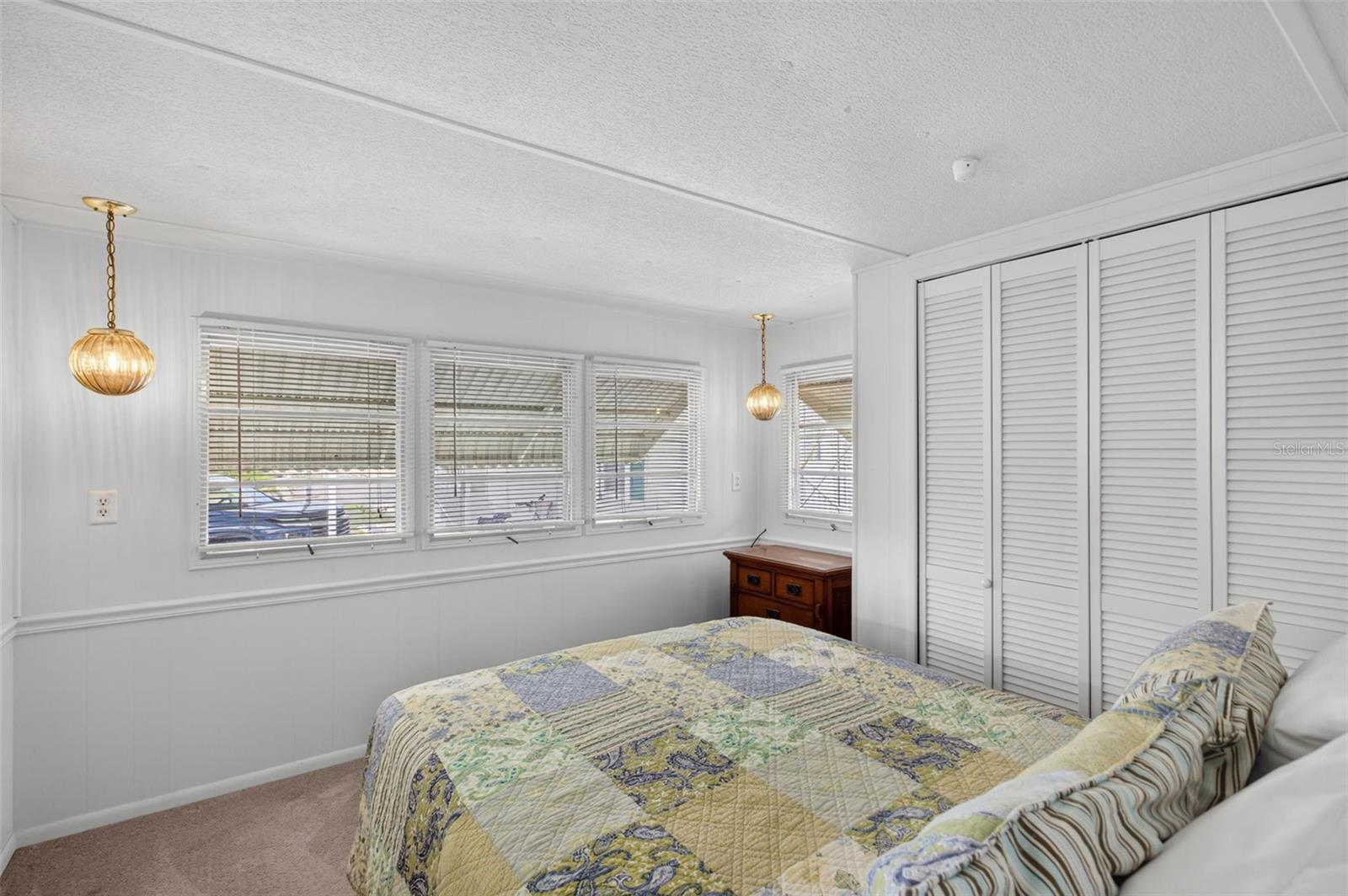 Image 27 of 50 For 802 Turf