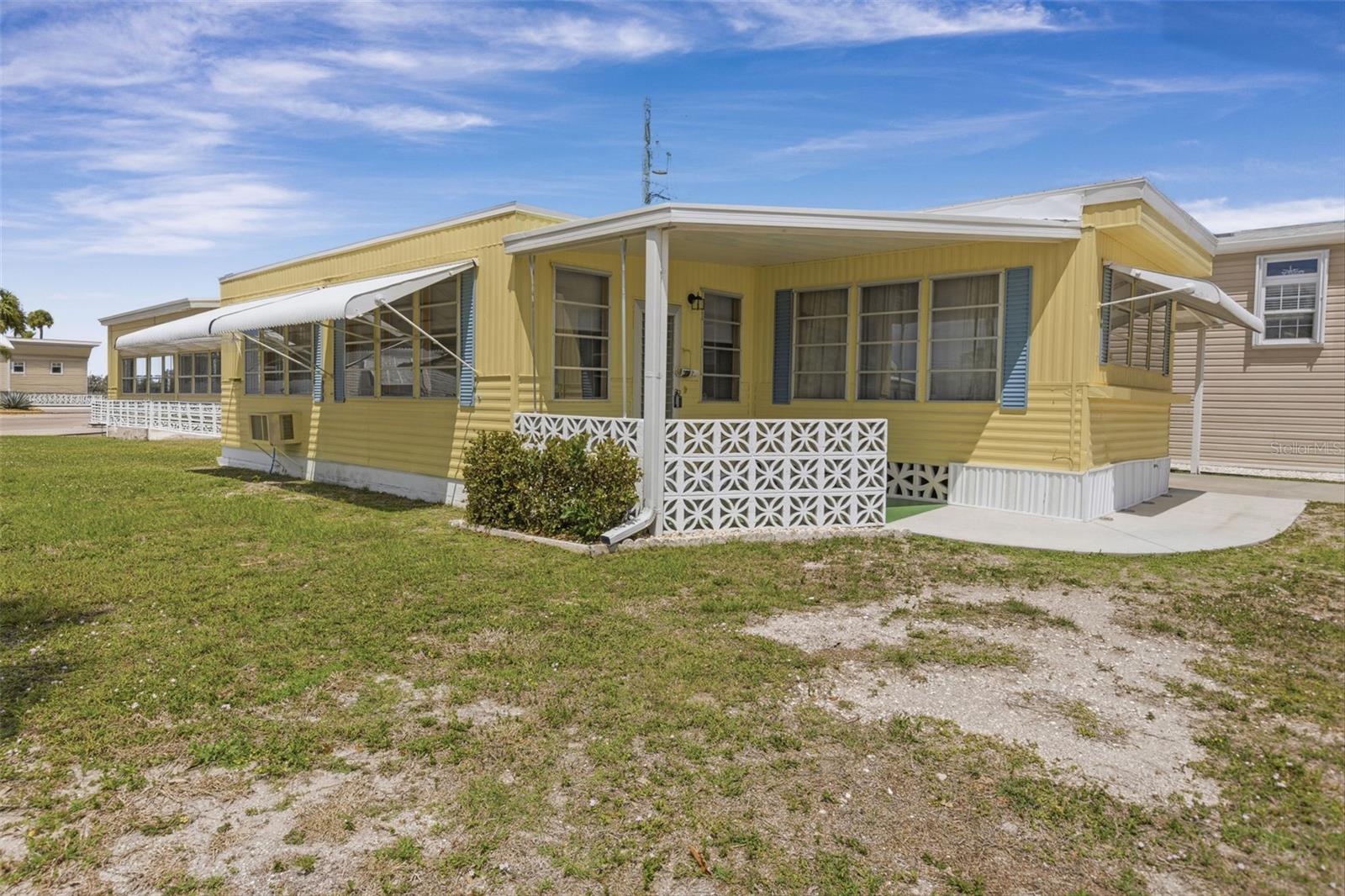 Image 3 of 50 For 802 Turf