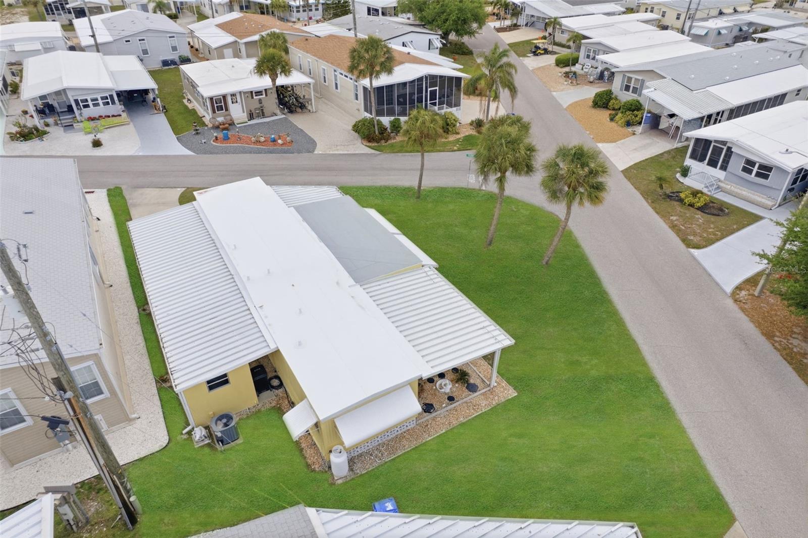 Image 33 of 50 For 802 Turf