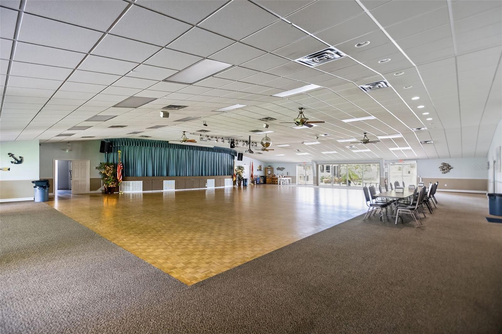 Image 46 of 50 For 802 Turf