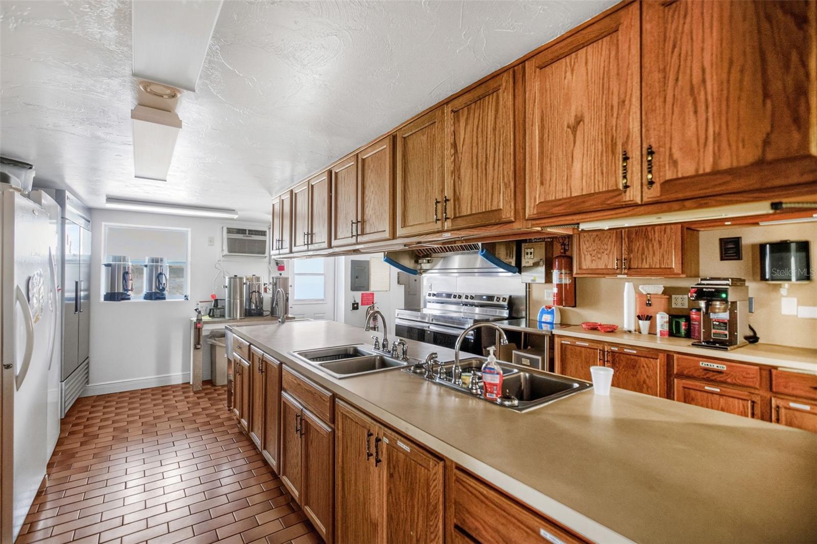 Image 48 of 50 For 802 Turf