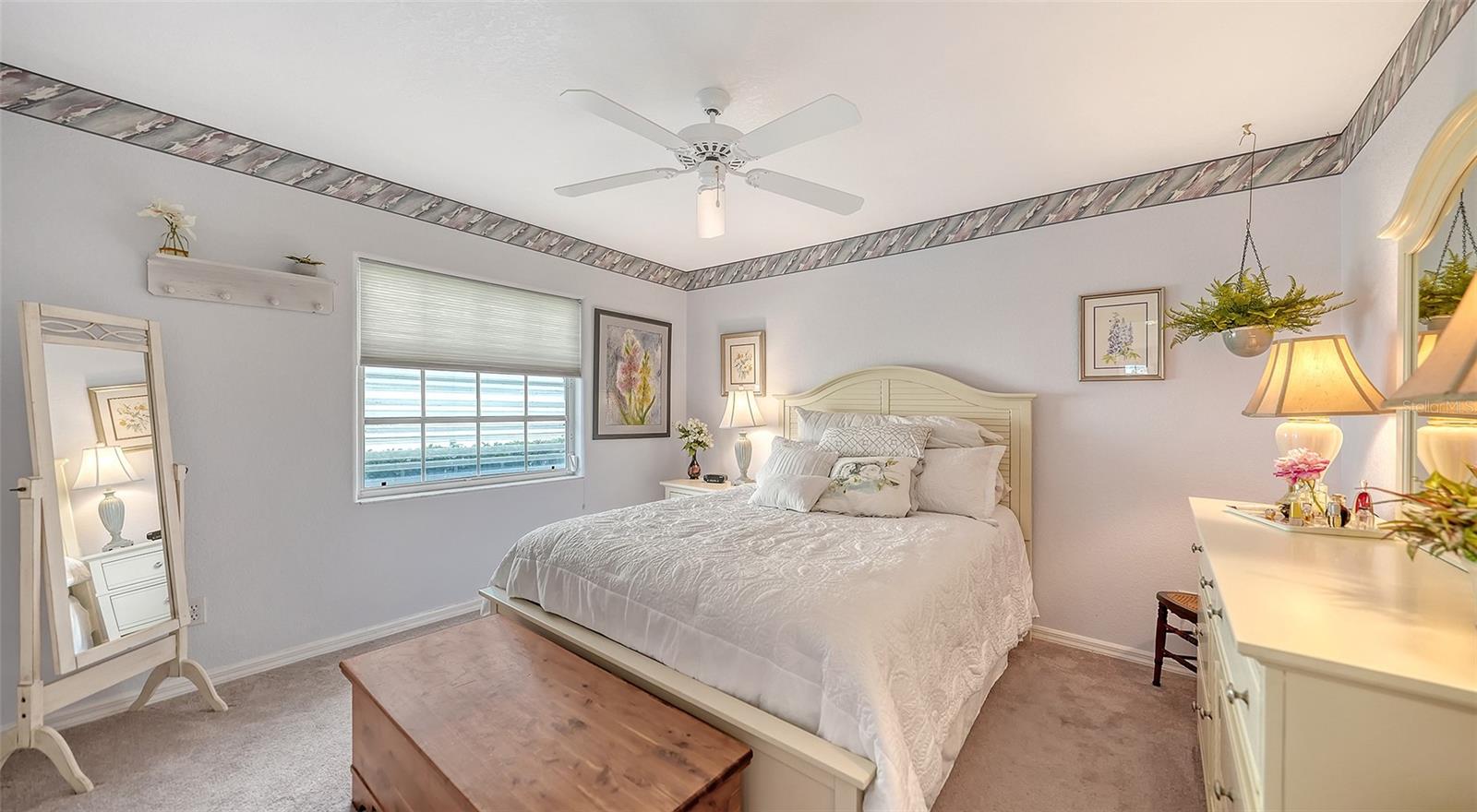 Image 36 of 88 For 552 Westmount Lane