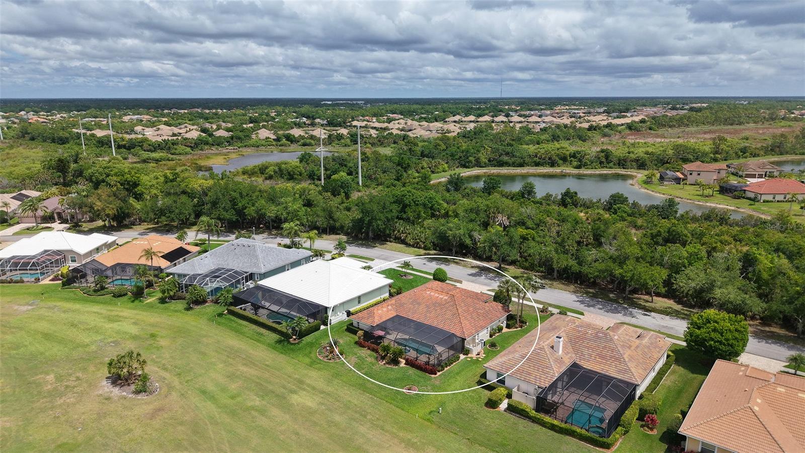 Image 63 of 88 For 552 Westmount Lane