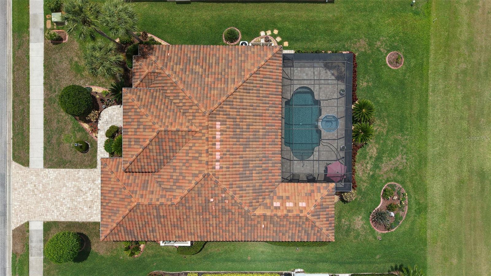 Image 65 of 88 For 552 Westmount Lane