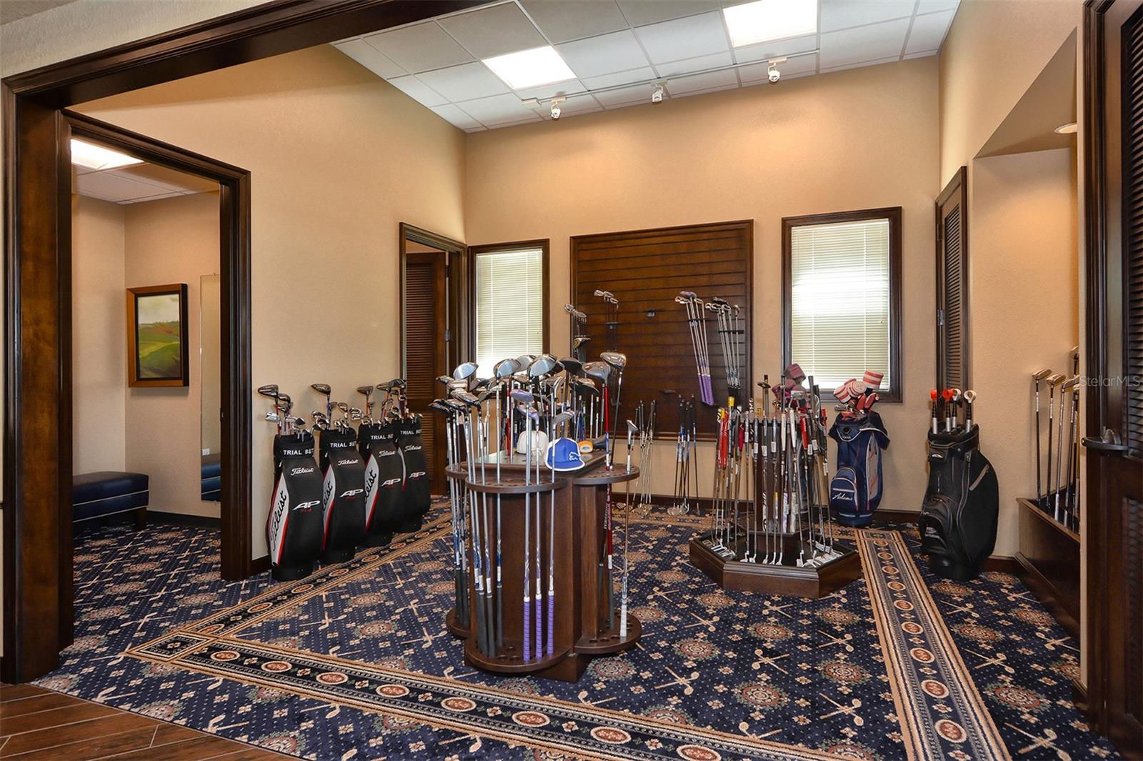 Image 80 of 88 For 552 Westmount Lane