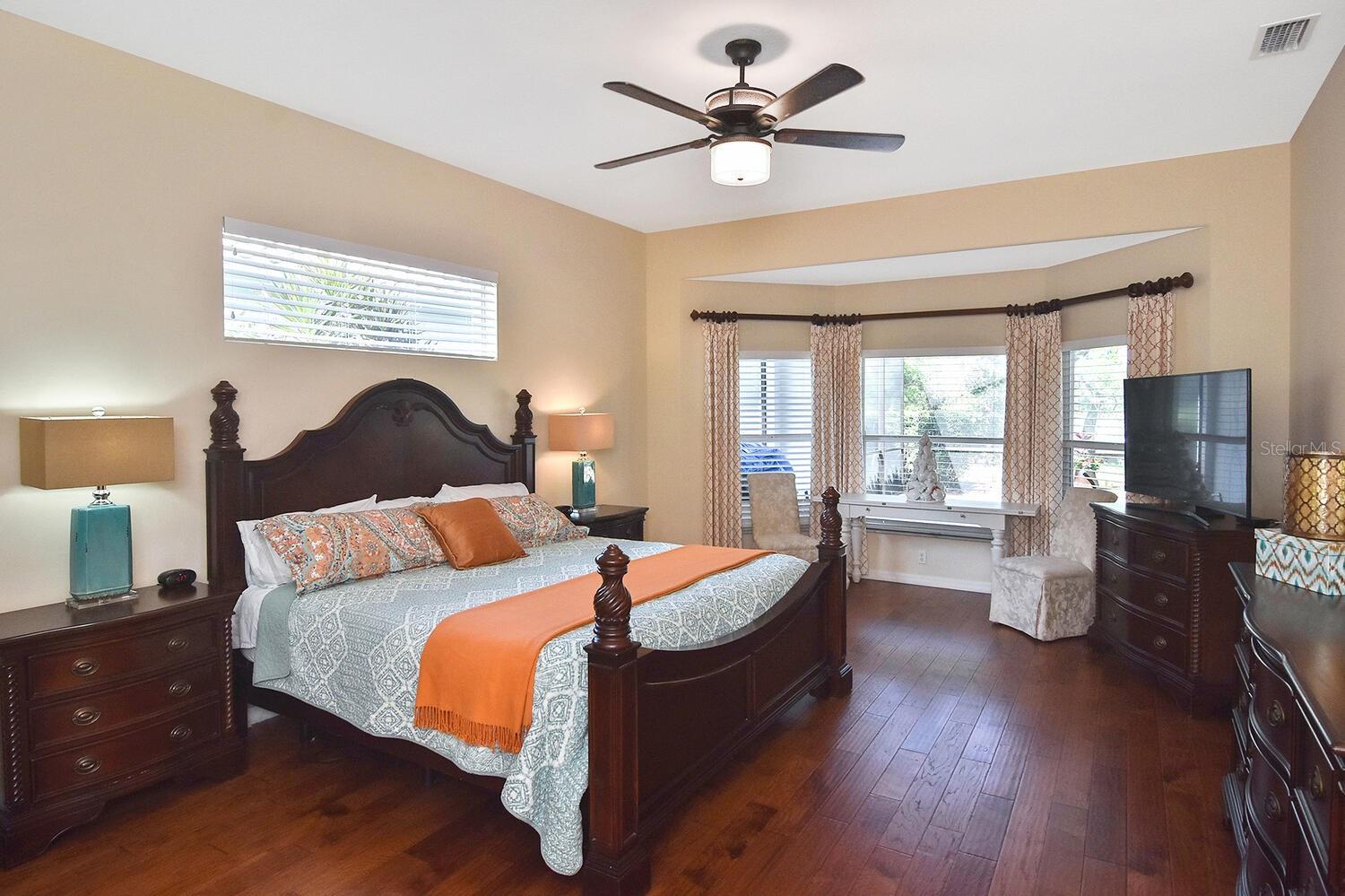 Image 19 of 68 For 1160 Highland Greens Drive