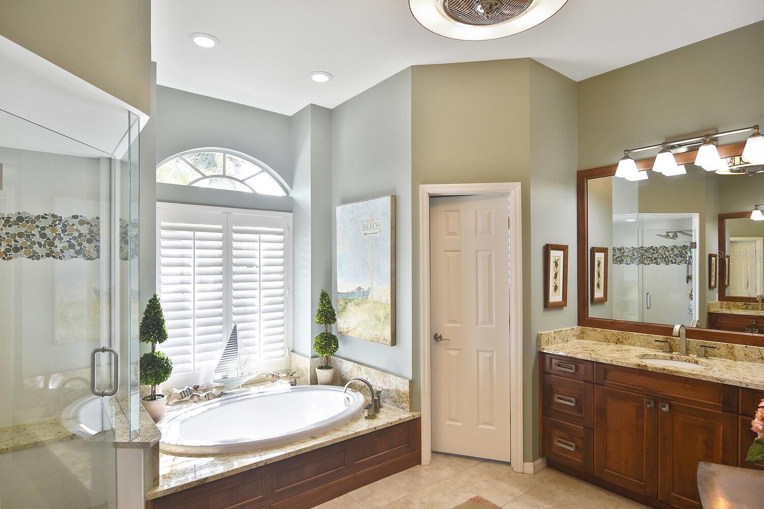 Image 25 of 68 For 1160 Highland Greens Drive