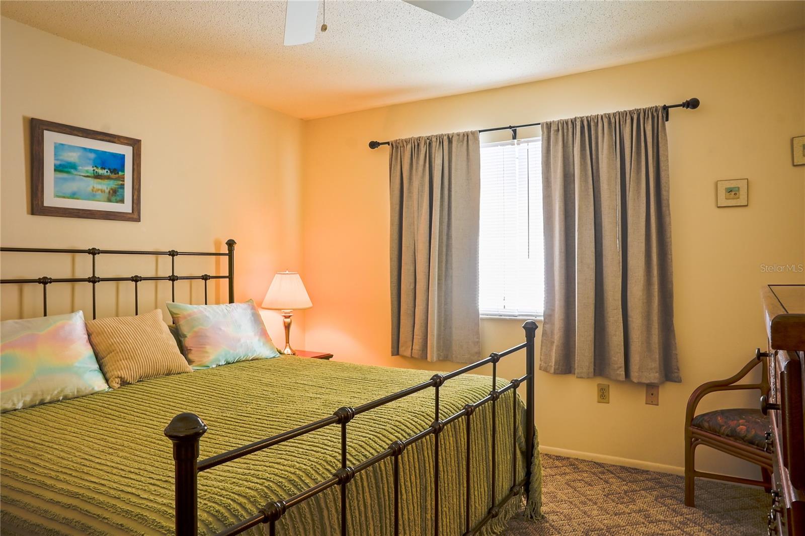 Image 19 of 47 For 3924 Ashwood Lane 59