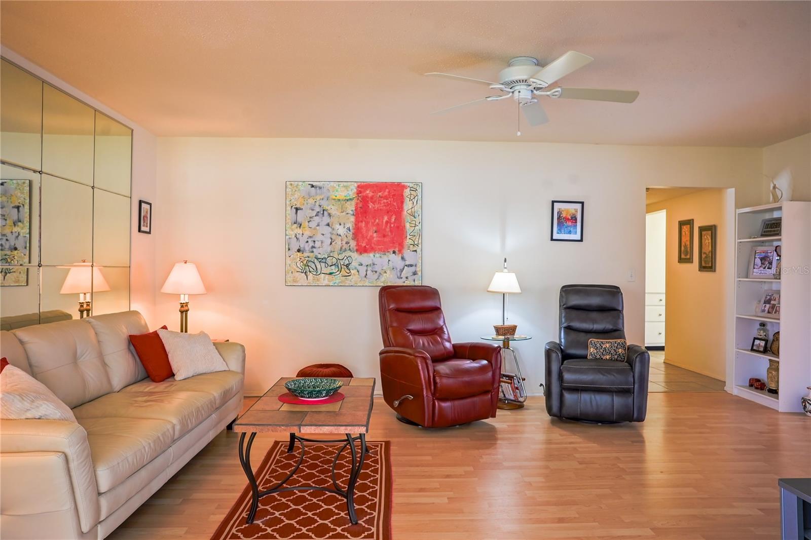 Image 5 of 47 For 3924 Ashwood Lane 59