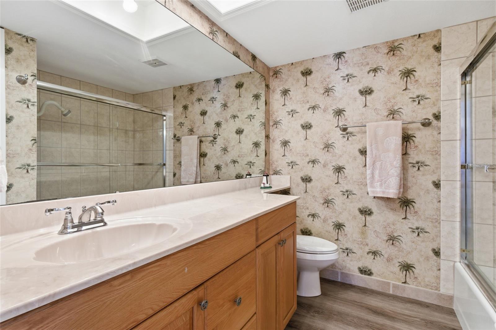 Image 18 of 30 For 333 The Esplanade N 501