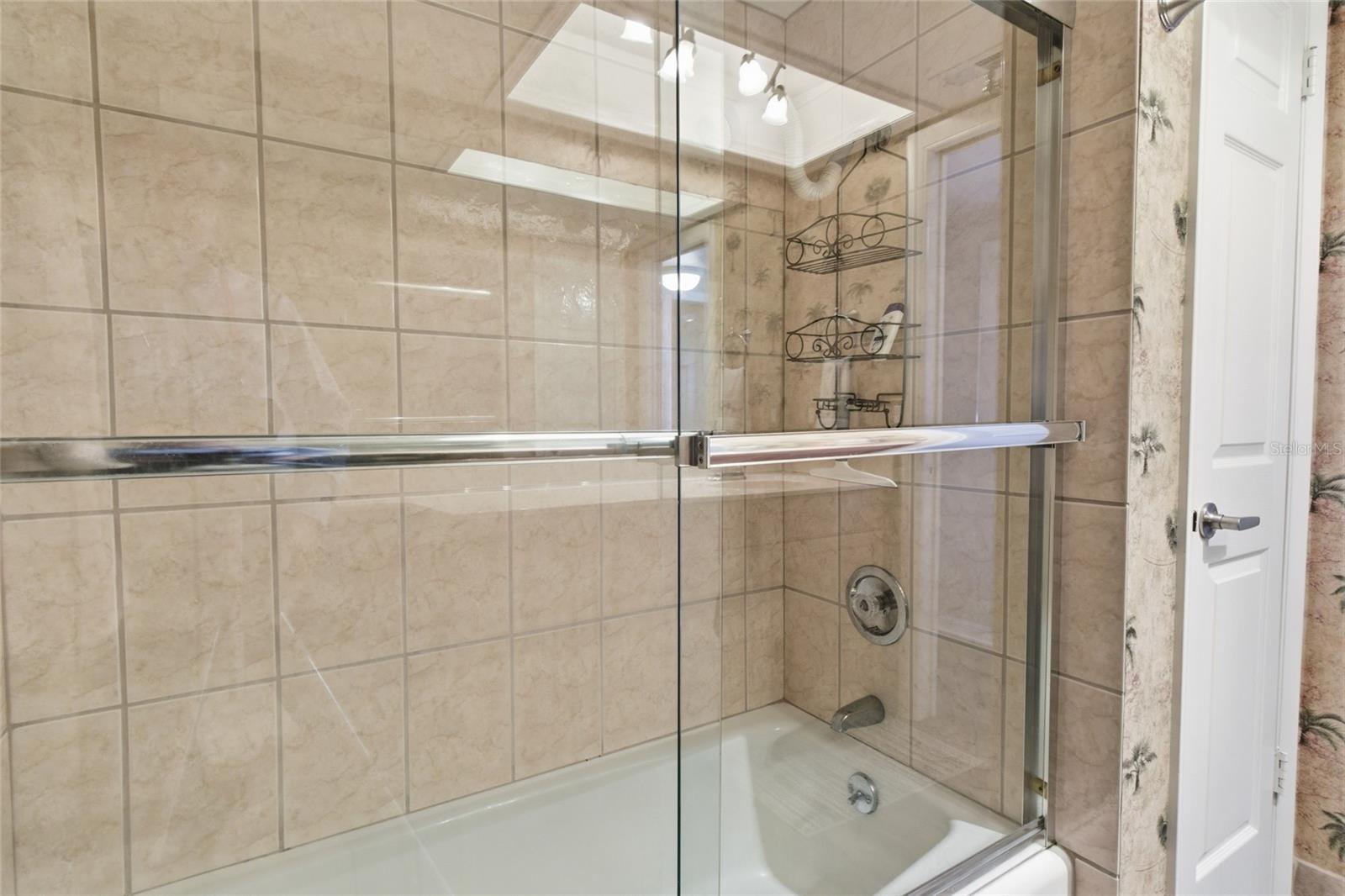 Image 19 of 30 For 333 The Esplanade N 501