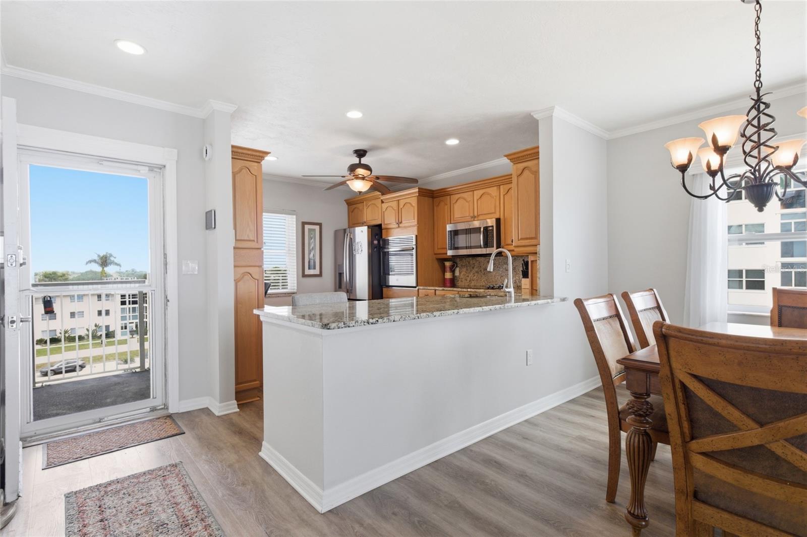 Image 8 of 30 For 333 The Esplanade N 501