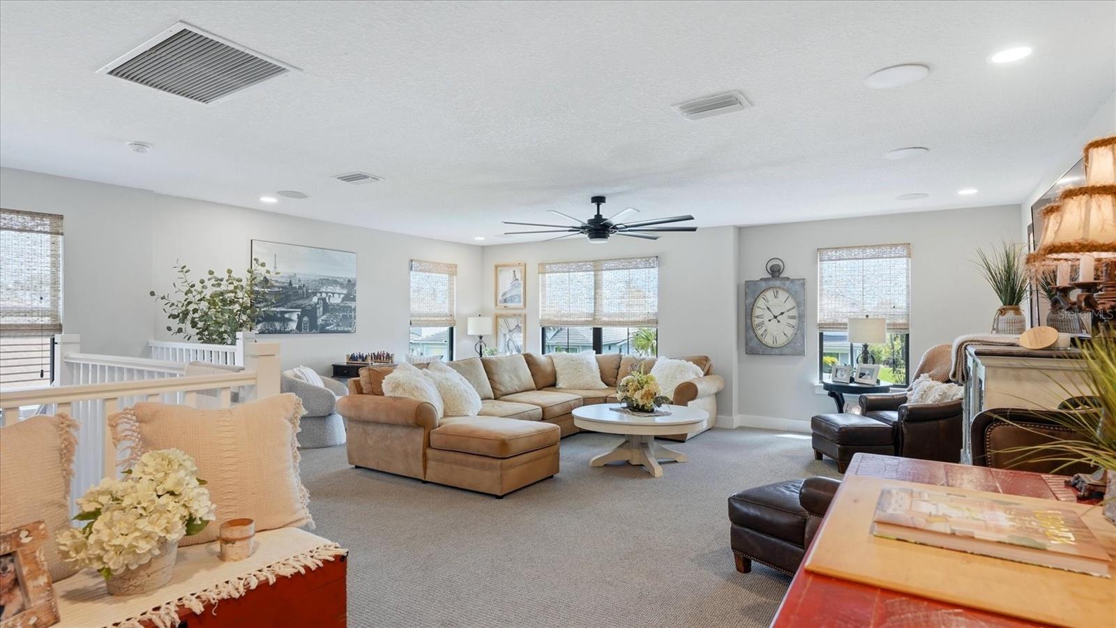 Image 17 of 99 For 12842 Pinnacle Lane
