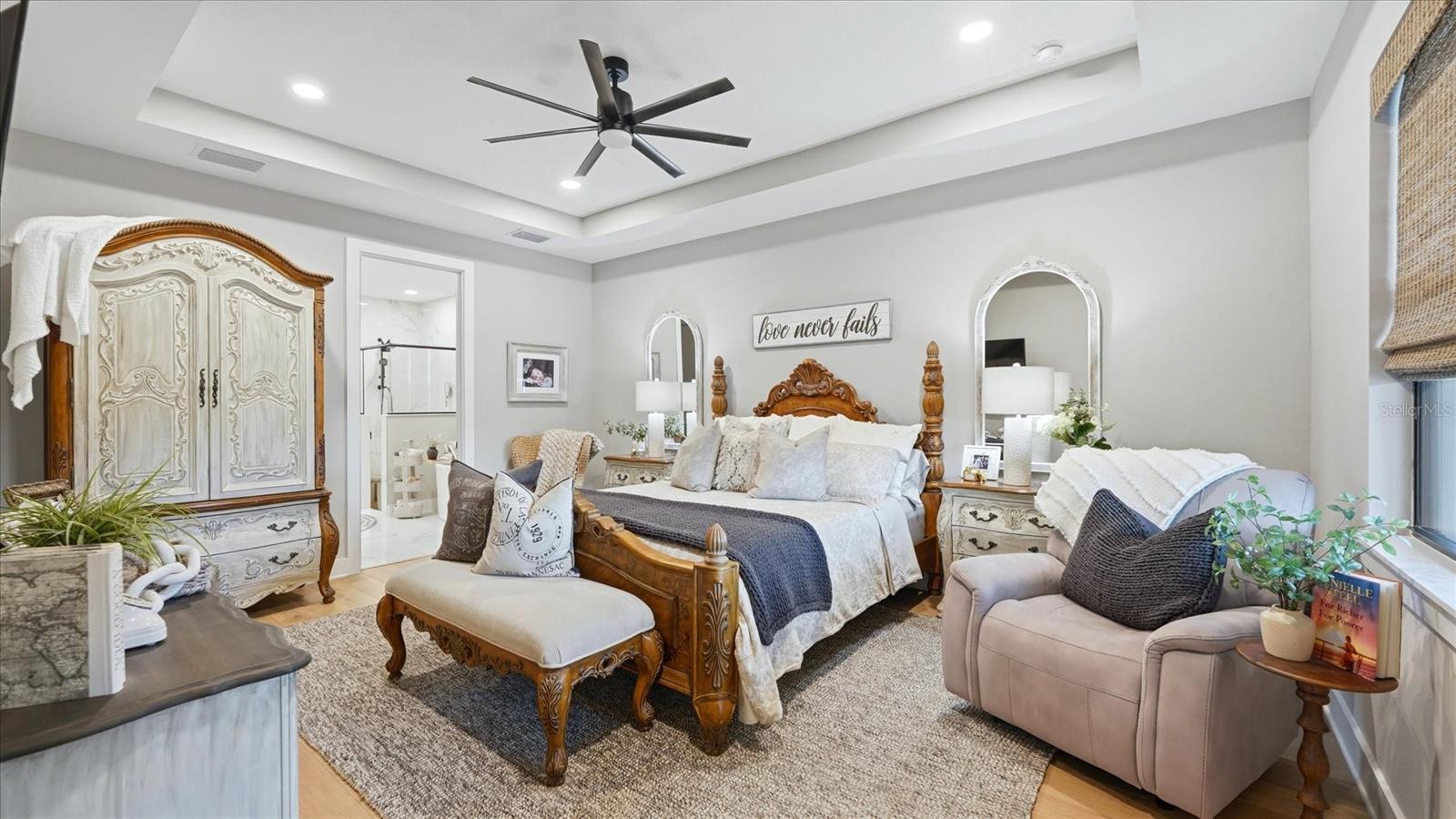 Image 19 of 99 For 12842 Pinnacle Lane