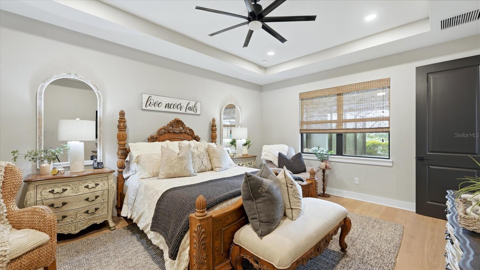 Image 20 of 99 For 12842 Pinnacle Lane