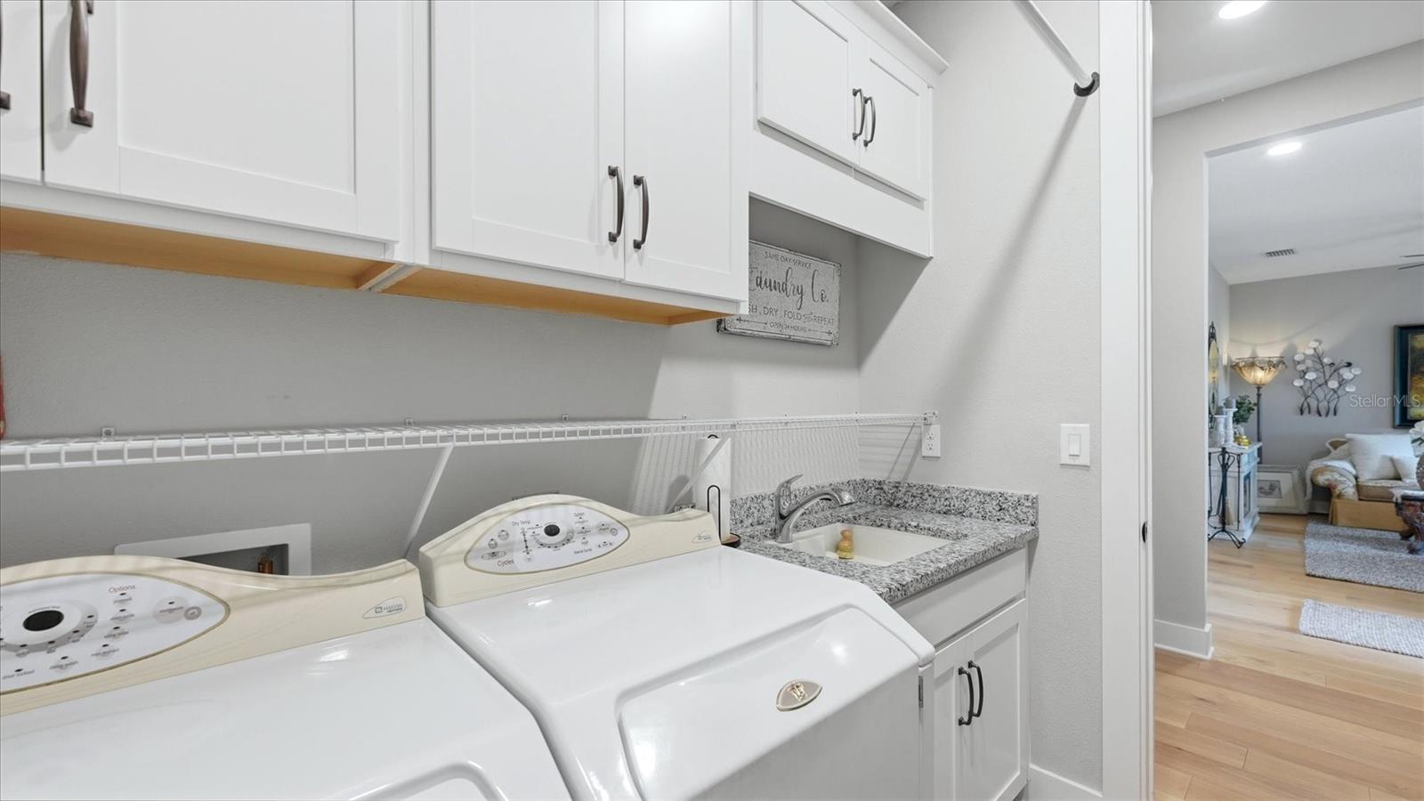 Image 39 of 99 For 12842 Pinnacle Lane