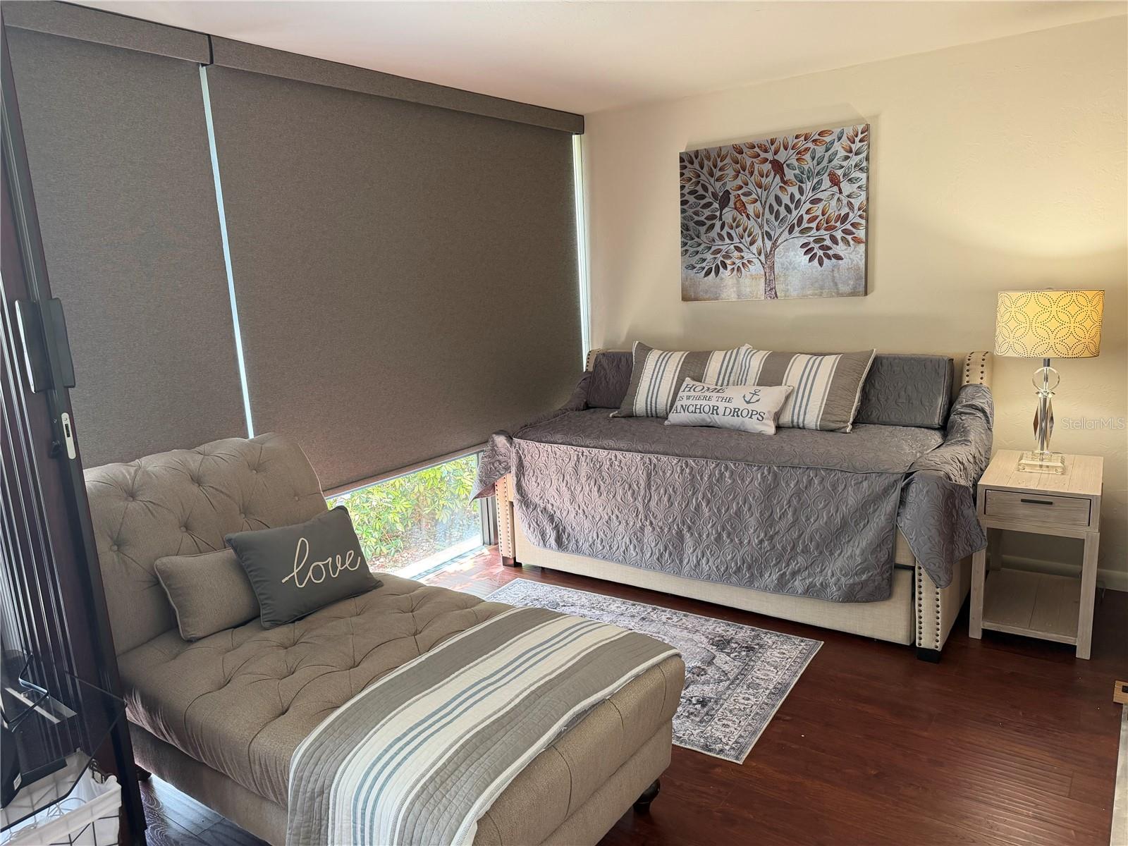 Image 10 of 31 For 618 Bird Bay Drive S 110