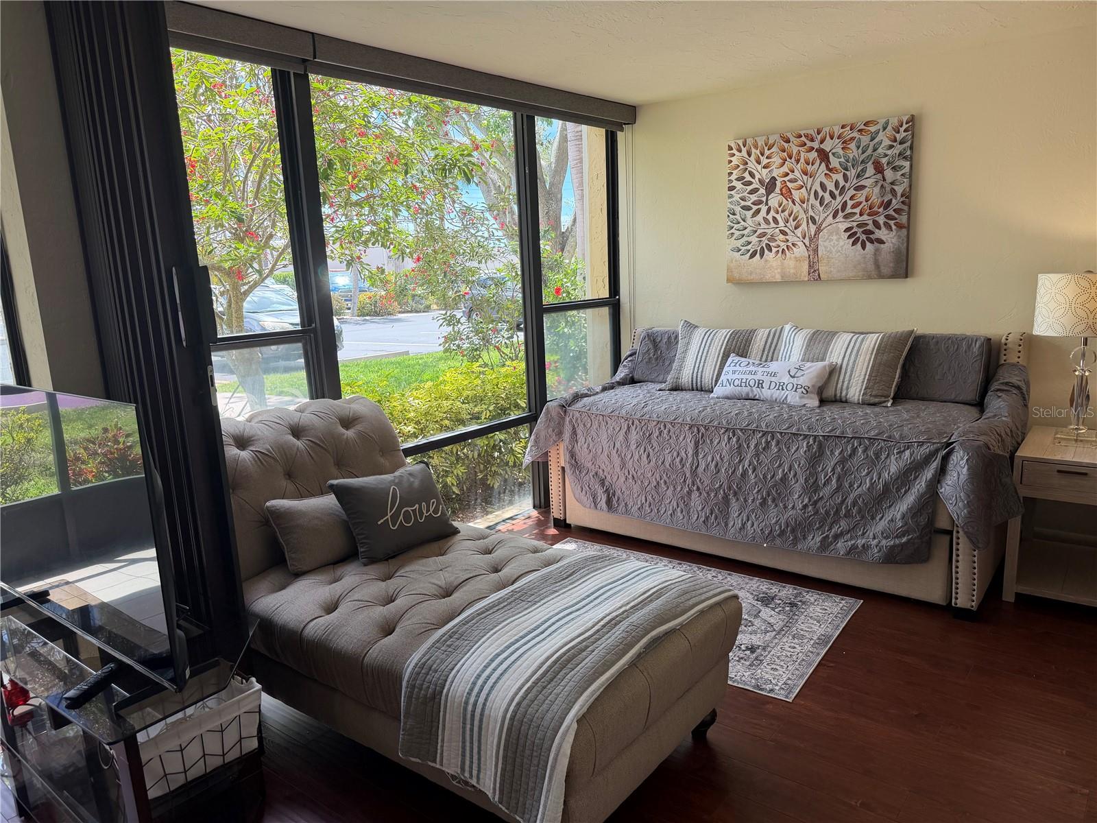 Image 12 of 31 For 618 Bird Bay Drive S 110