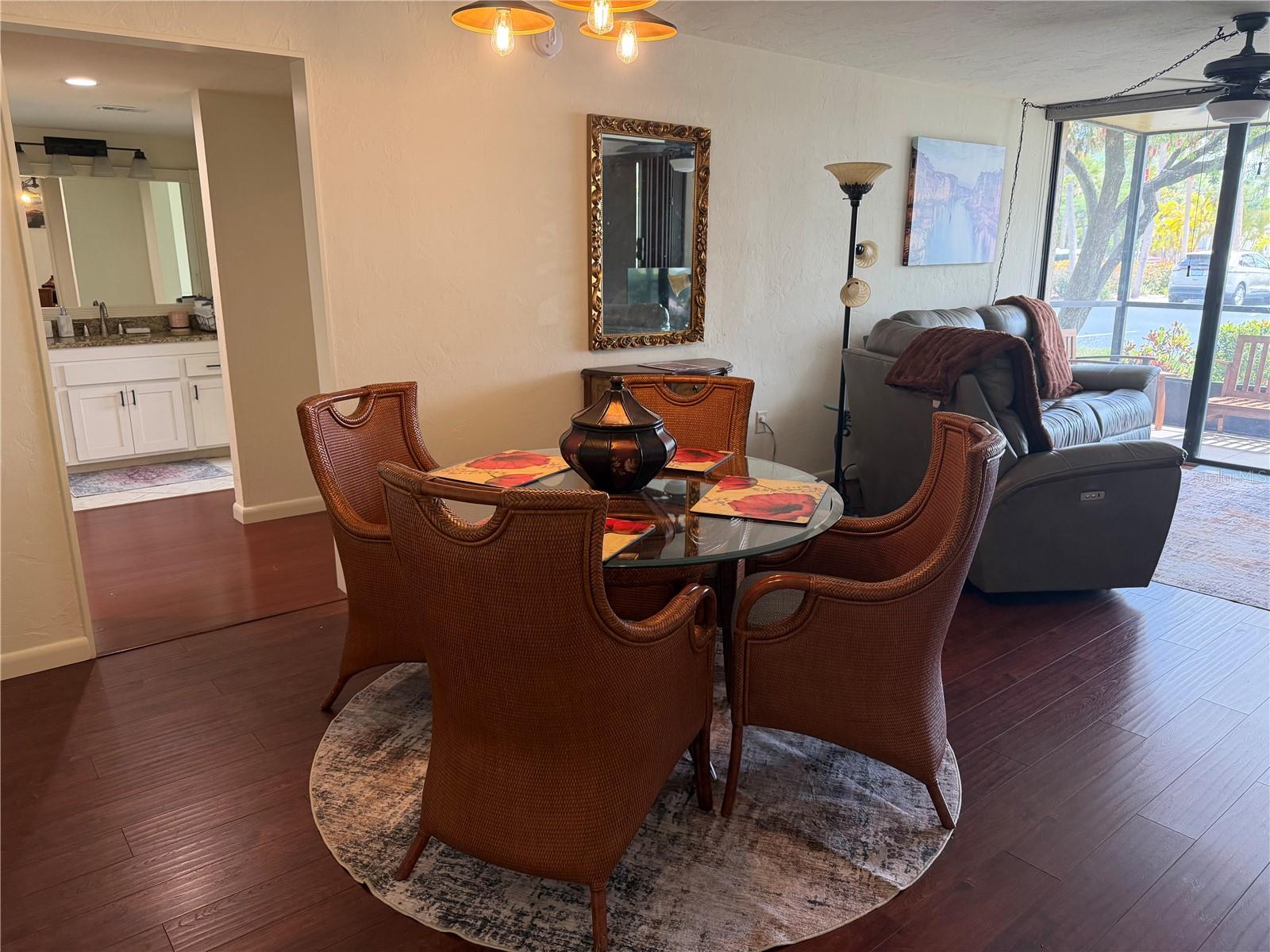 Image 5 of 31 For 618 Bird Bay Drive S 110