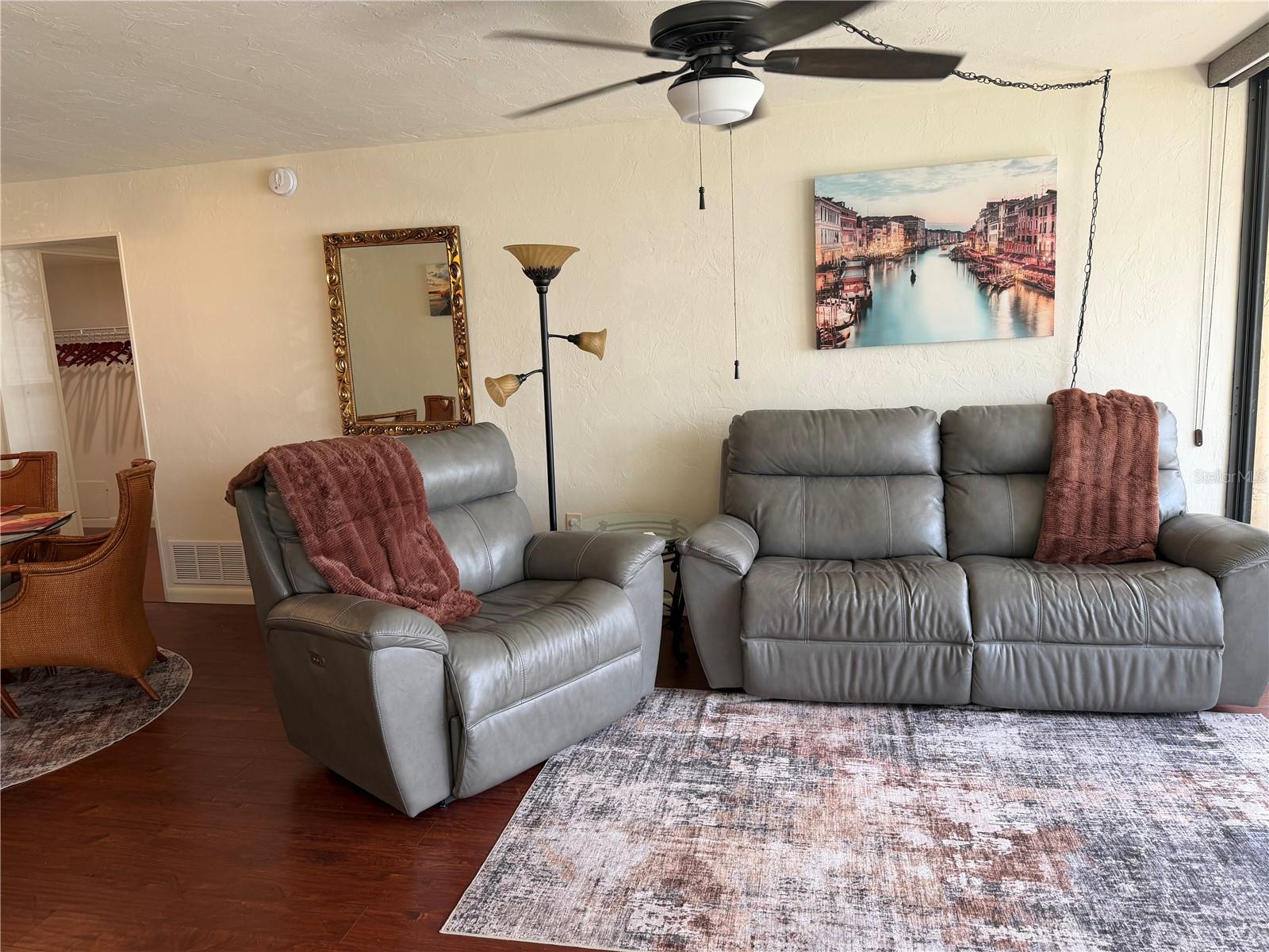 Image 6 of 31 For 618 Bird Bay Drive S 110