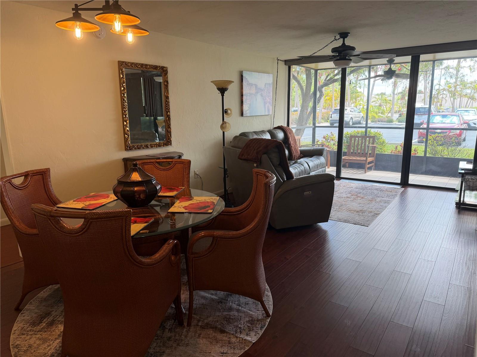 Image 7 of 31 For 618 Bird Bay Drive S 110