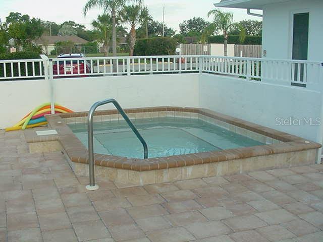 Image 26 of 28 For 519 Circlewood Drive 519