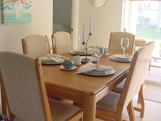 Image 6 of 28 For 519 Circlewood Drive 519