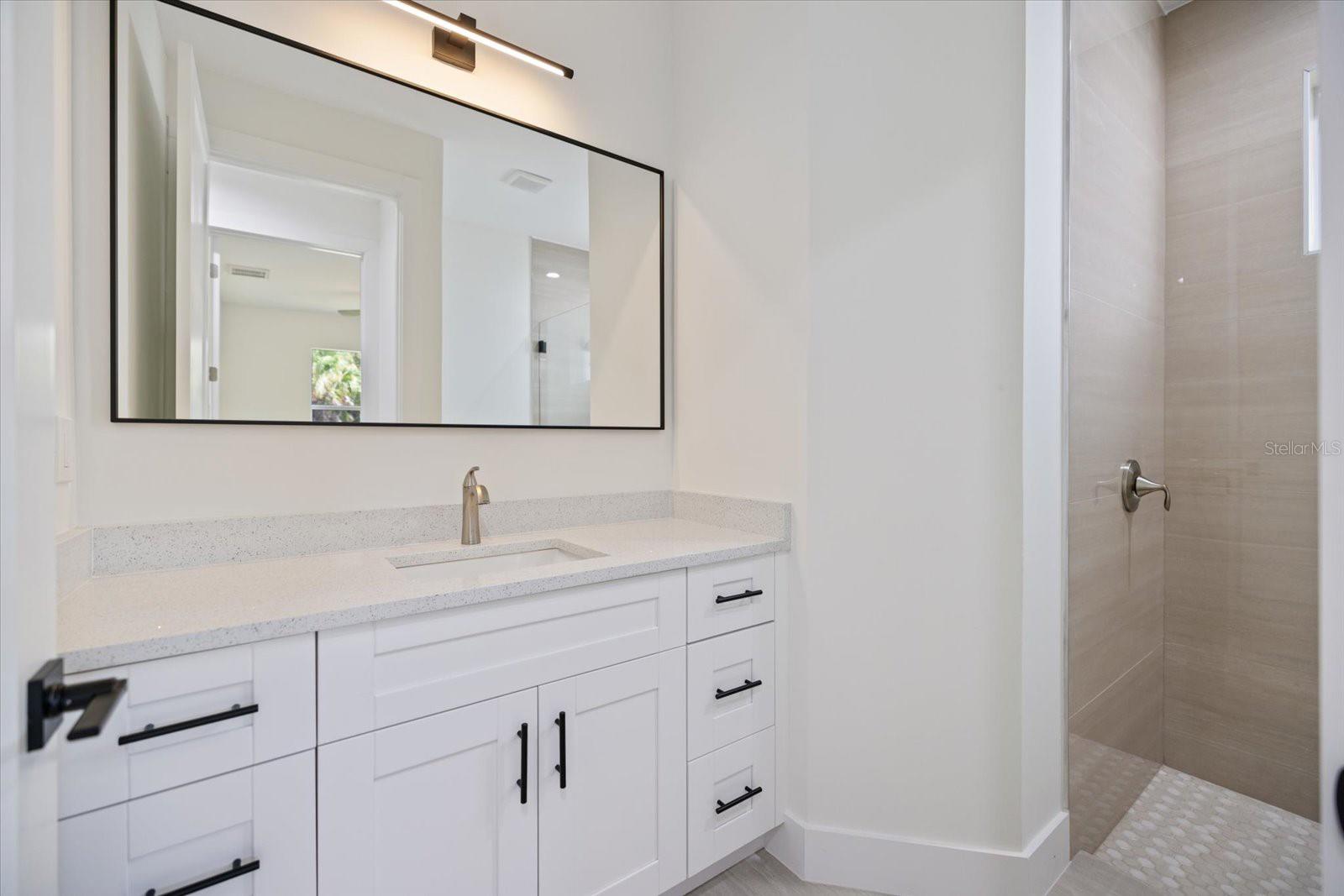 Image 17 of 35 For 4146 New Milford Street